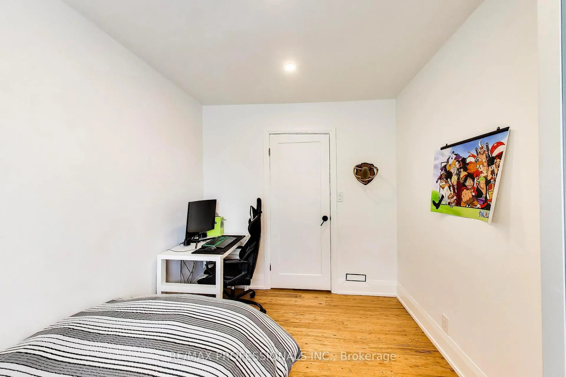 Photo 16 of 41 Windermere Avenue, Toronto, High Park-Swansea — HOMEH