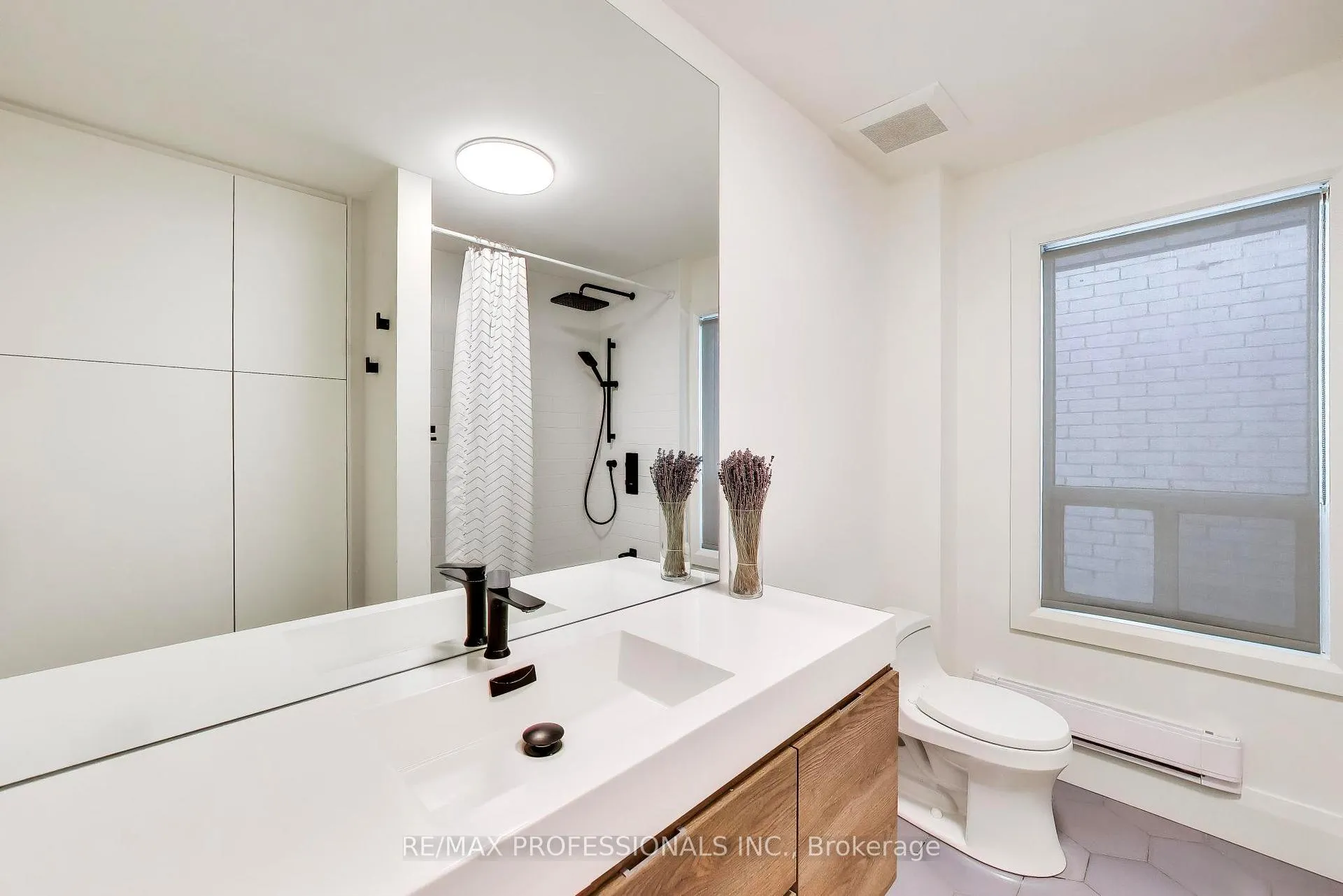 Photo 19 of 41 Windermere Avenue, Toronto, High Park-Swansea — HOMEH