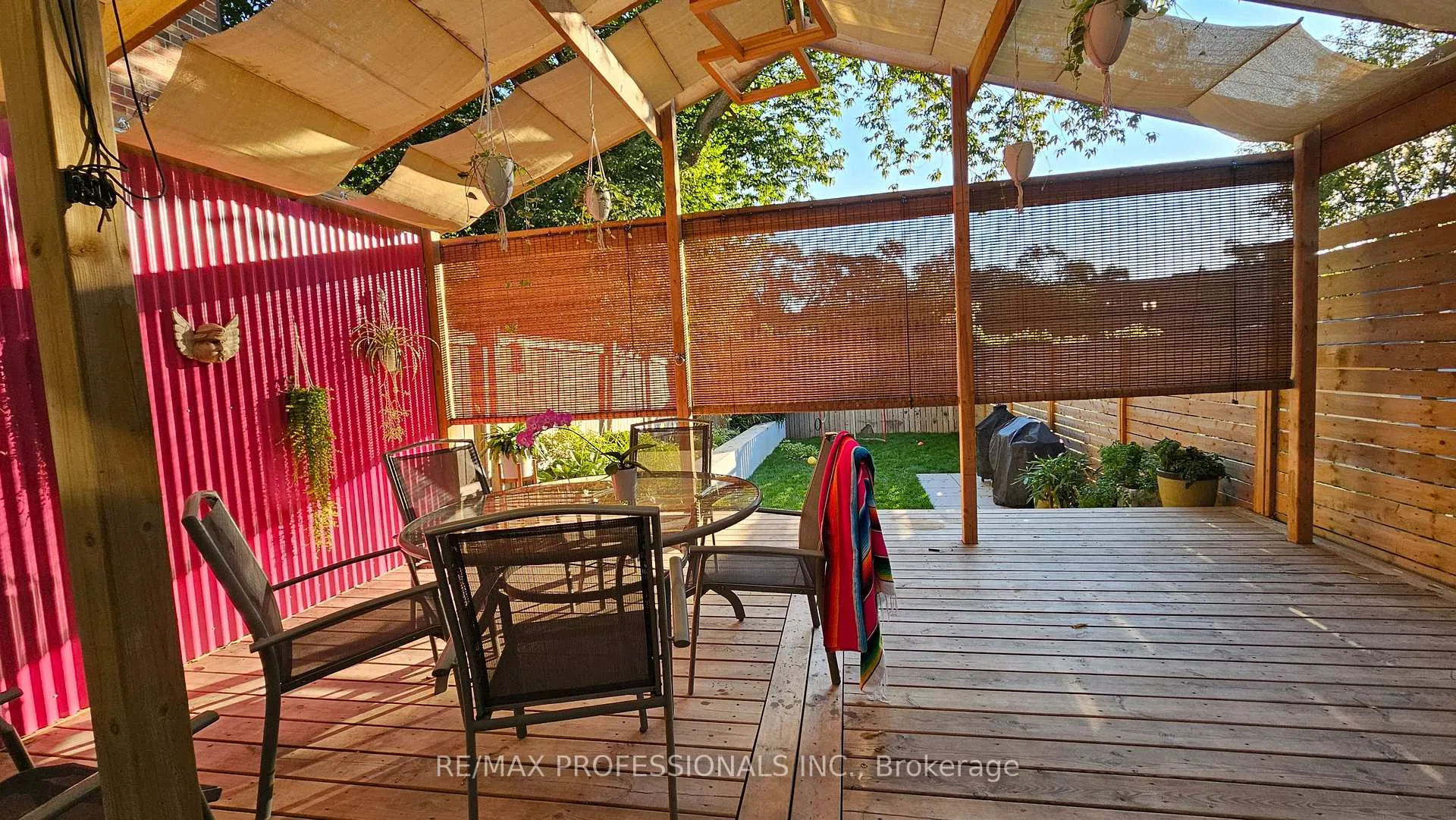 Photo 34 of 41 Windermere Avenue, Toronto, High Park-Swansea — HOMEH