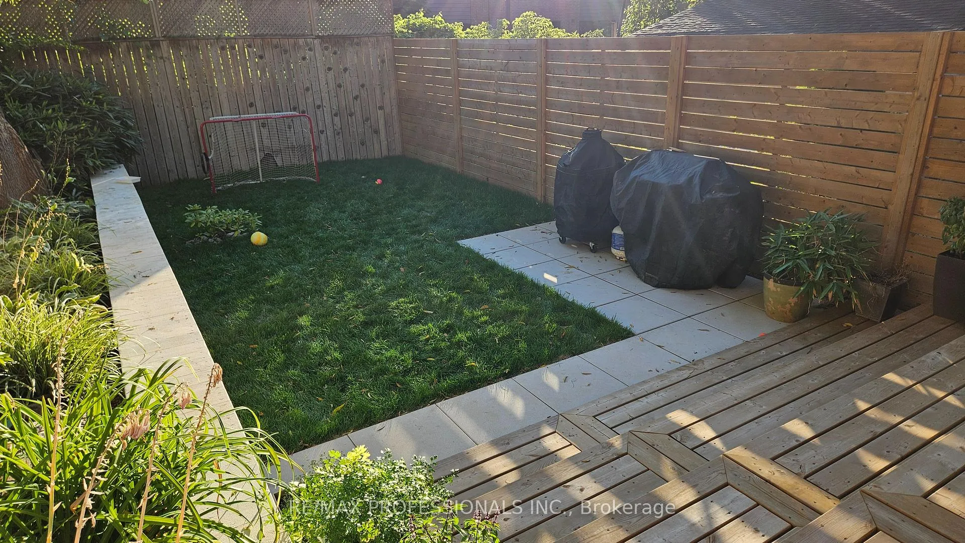Photo 36 of 41 Windermere Avenue, Toronto, High Park-Swansea — HOMEH