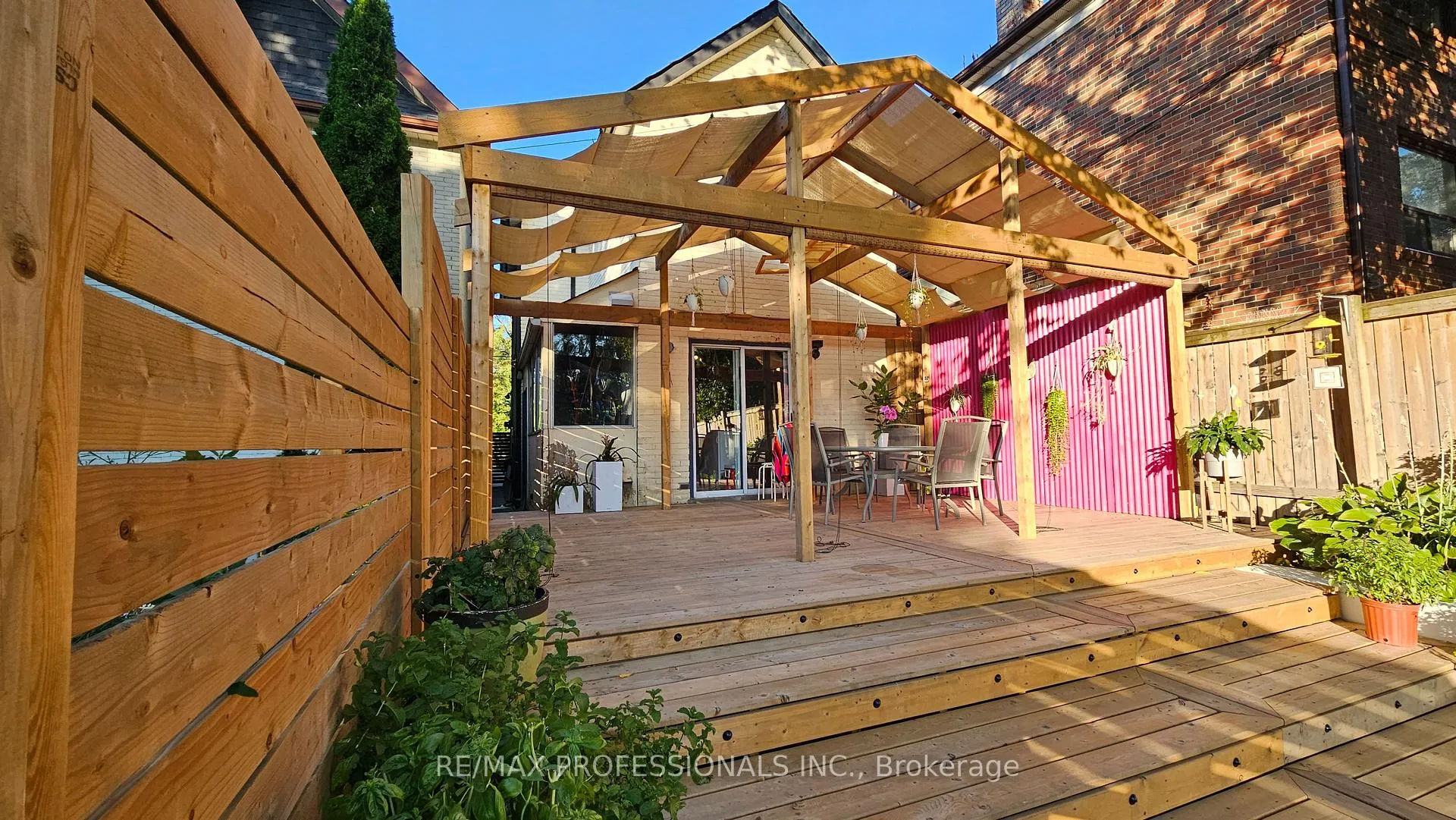 Photo 45 of 41 Windermere Avenue, Toronto, High Park-Swansea — HOMEH