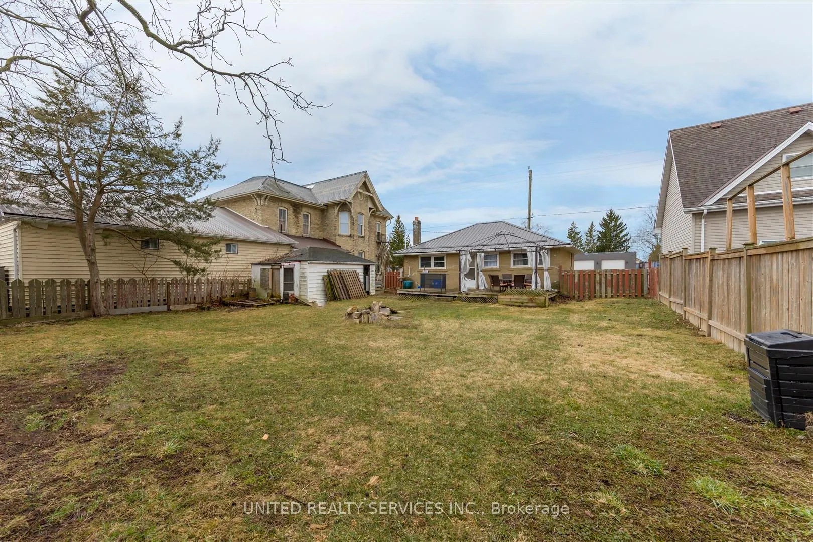 Photo 3 of 14006 Belmont Road, Central Elgin, Belmont — HOMEH