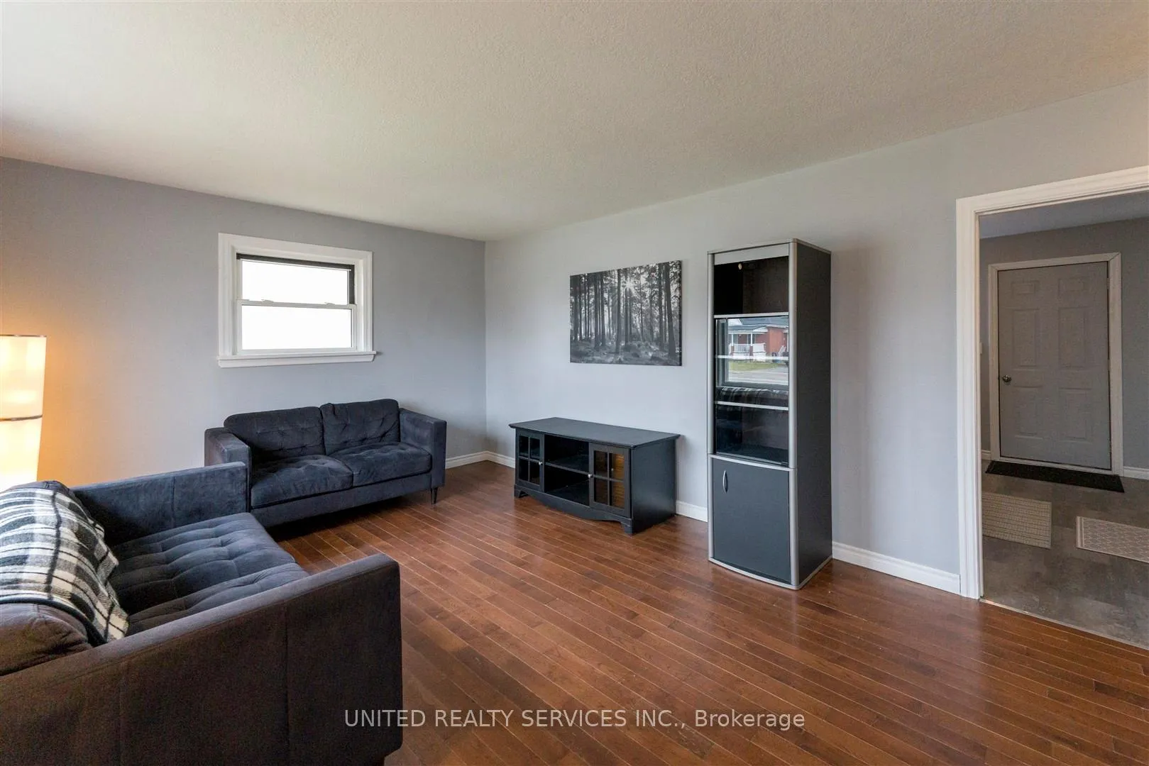 Photo 5 of 14006 Belmont Road, Central Elgin, Belmont — HOMEH
