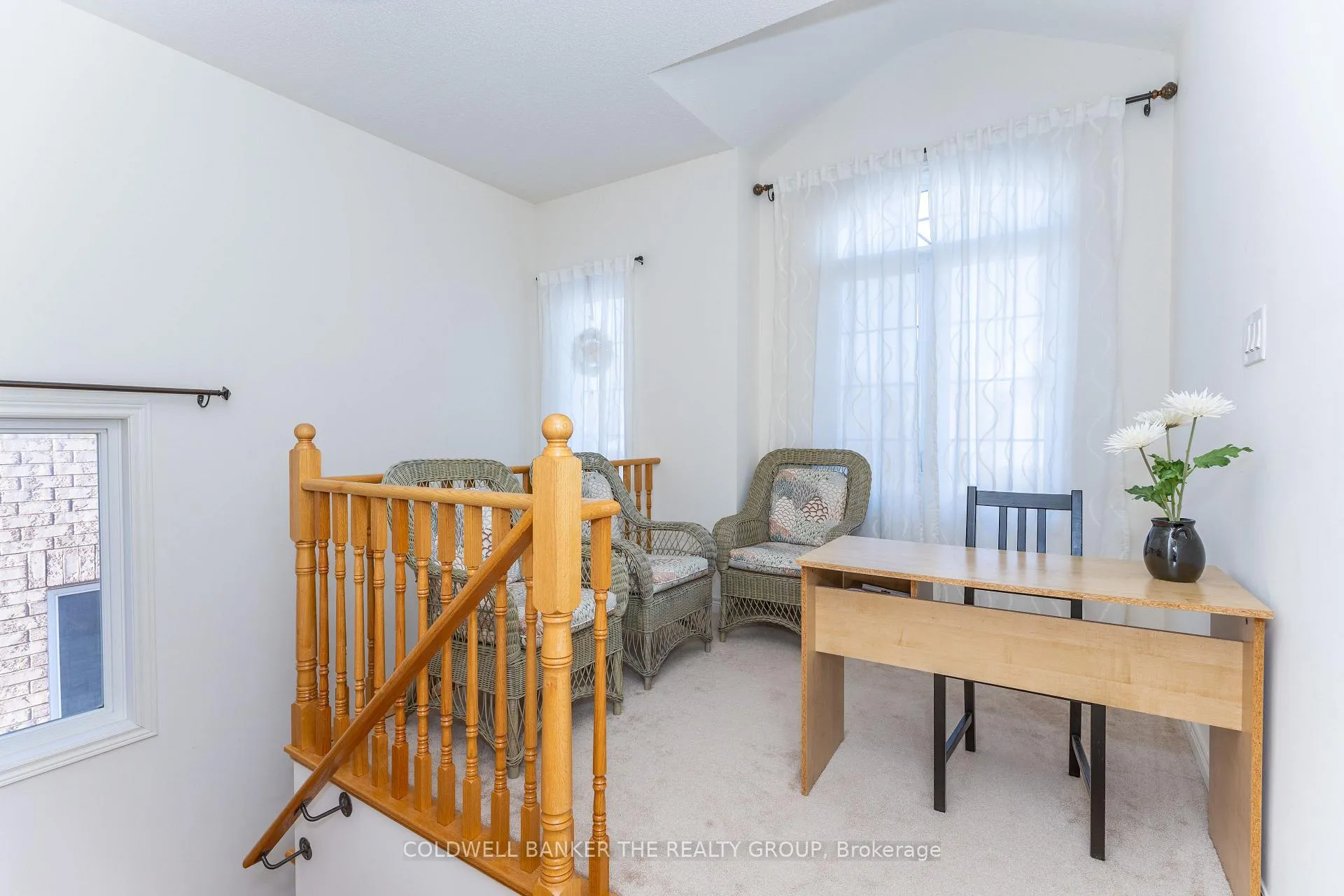Photo 20 of 8 Vezna Crescent, Brampton, Credit Valley — HOMEH