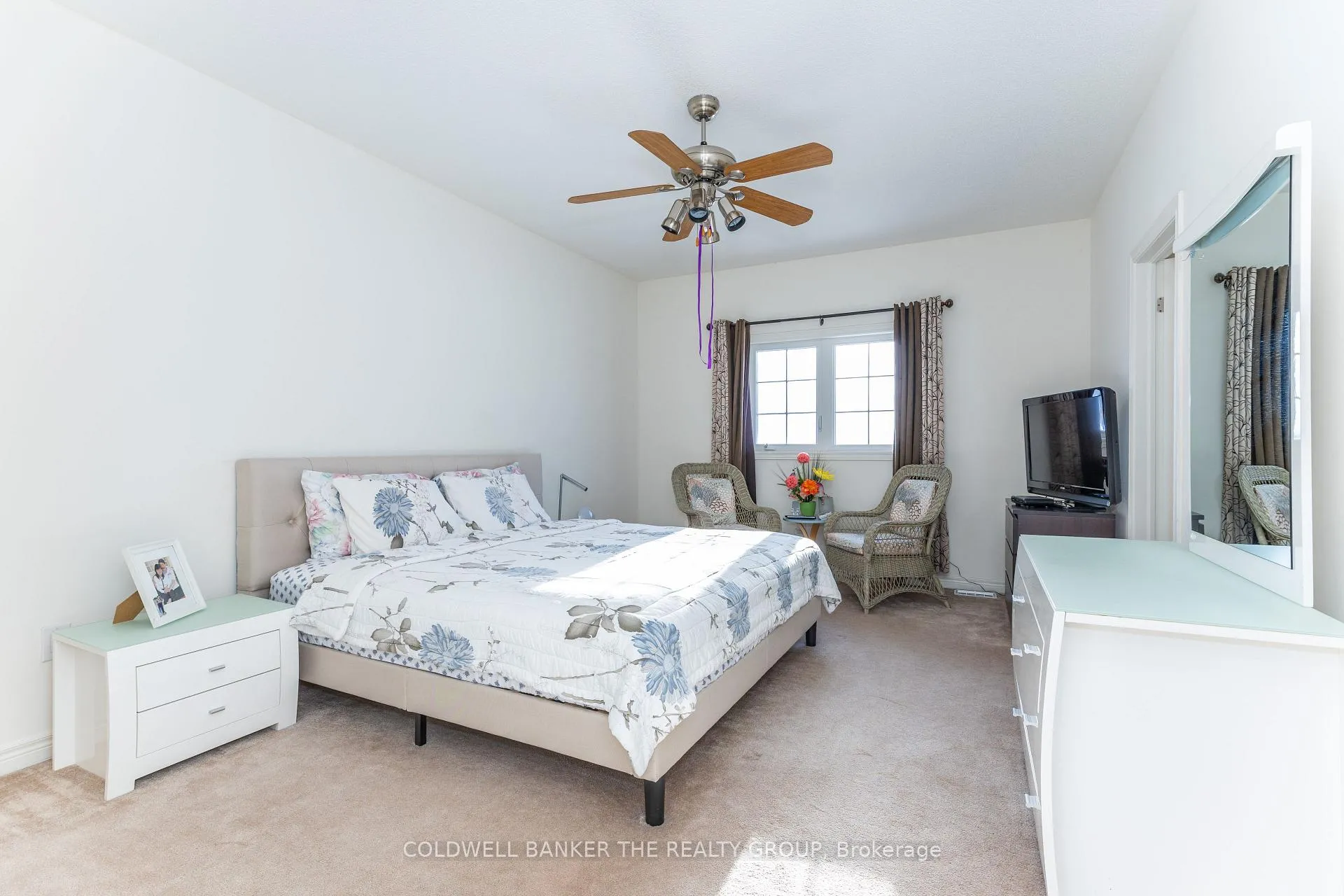 Photo 22 of 8 Vezna Crescent, Brampton, Credit Valley — HOMEH
