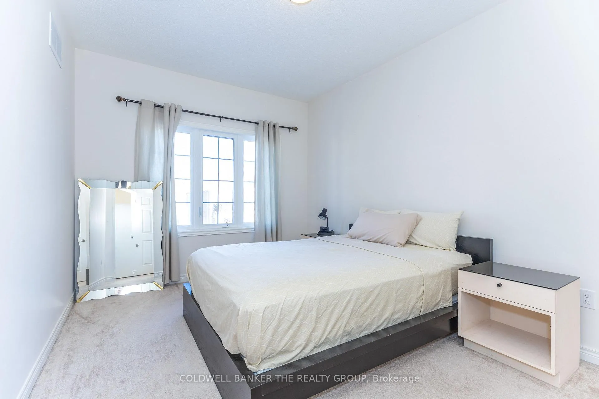 Photo 27 of 8 Vezna Crescent, Brampton, Credit Valley — HOMEH