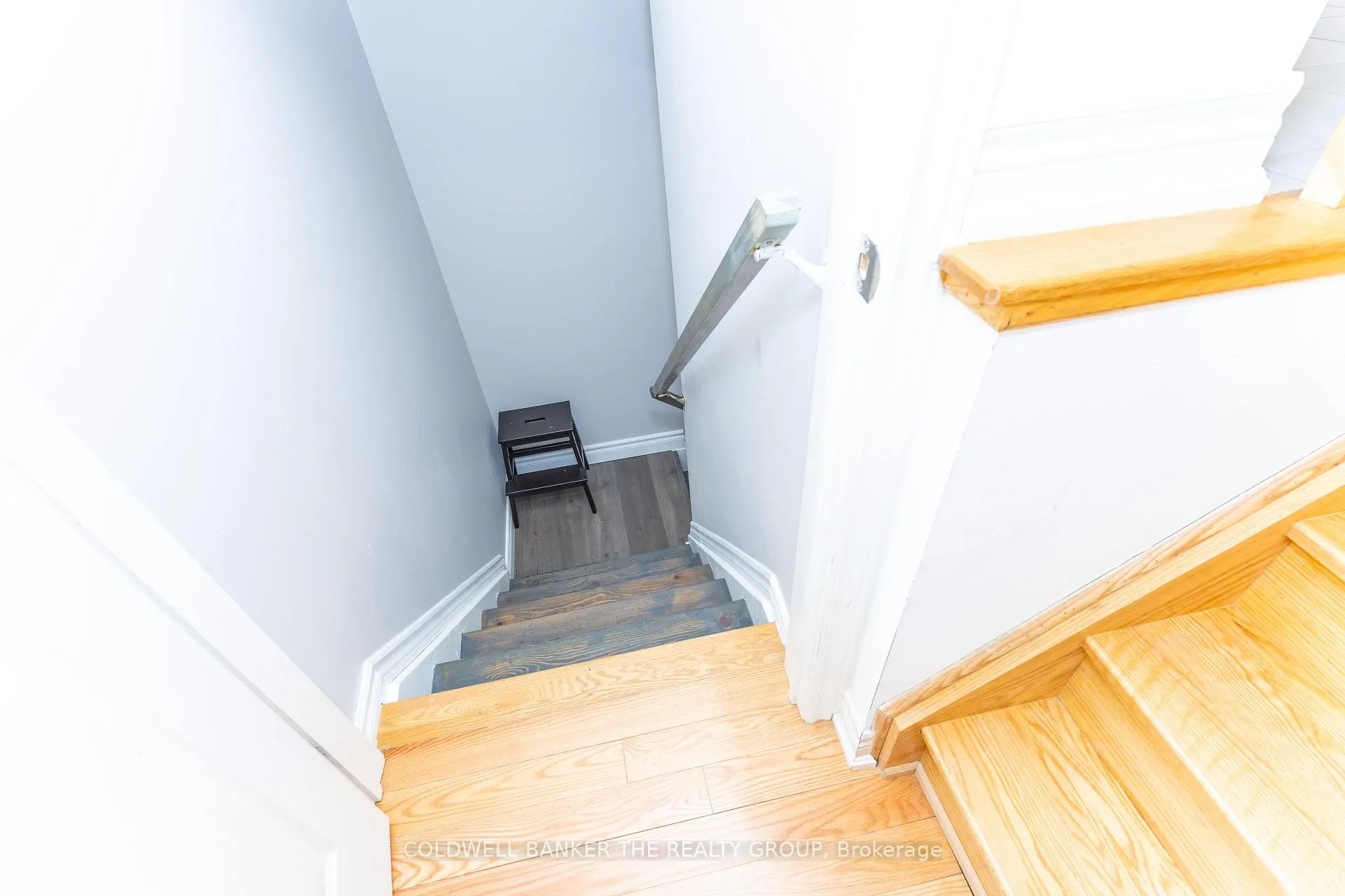 Photo 29 of 8 Vezna Crescent, Brampton, Credit Valley — HOMEH