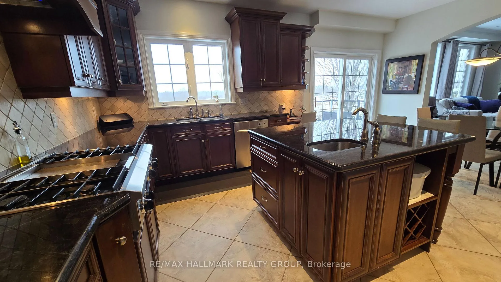 Photo 6 of 453 Keith Crescent, Ottawa, Mer Bleue/Bradley Estates/Anderson Park — HOMEH