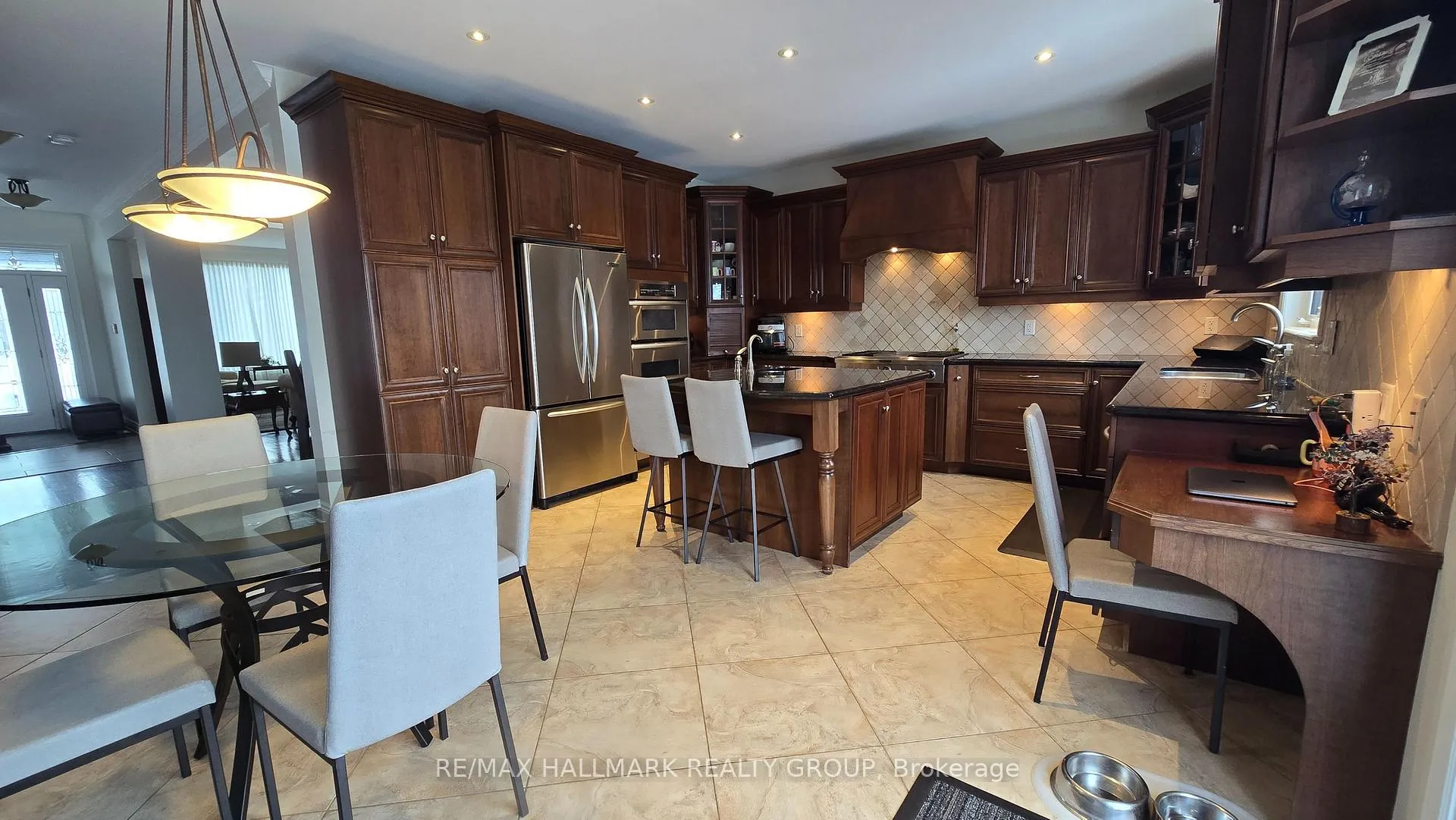 Photo 8 of 453 Keith Crescent, Ottawa, Mer Bleue/Bradley Estates/Anderson Park — HOMEH