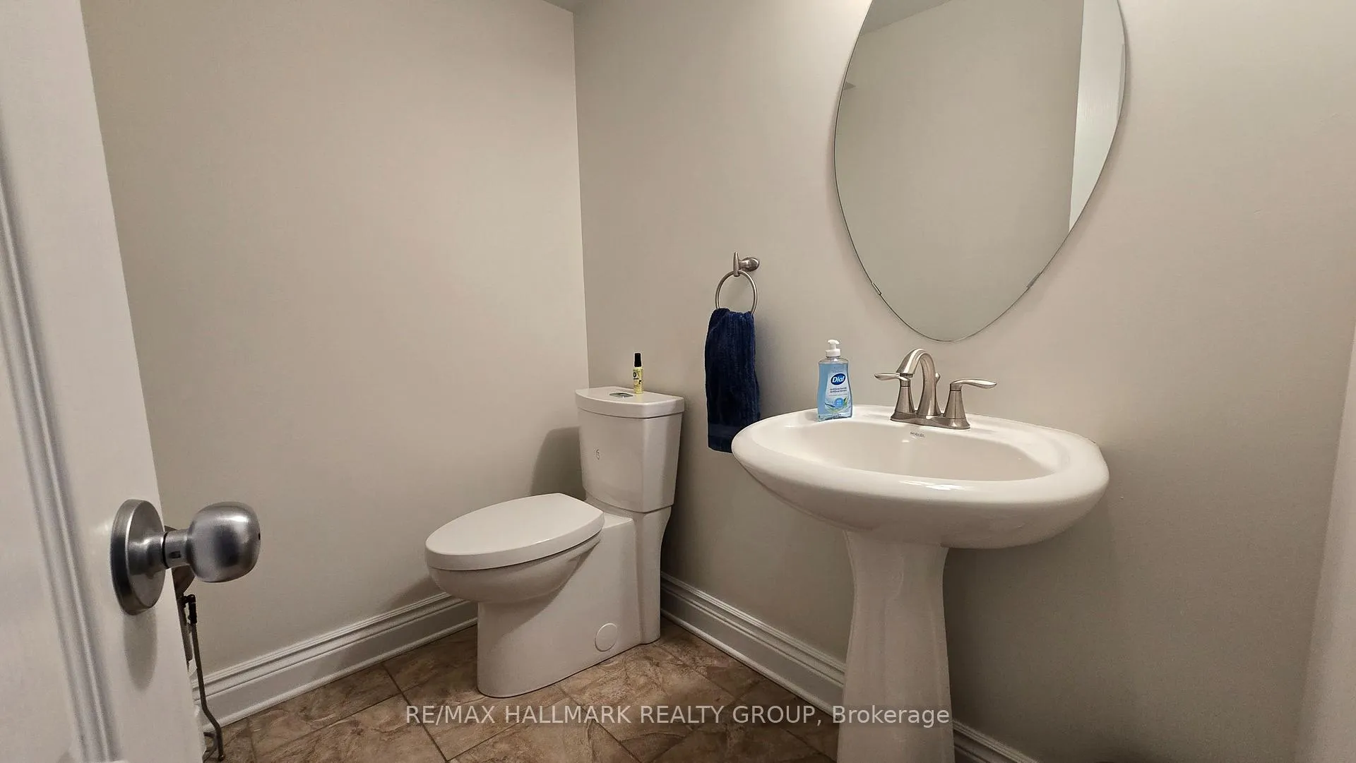 Photo 12 of 453 Keith Crescent, Ottawa, Mer Bleue/Bradley Estates/Anderson Park — HOMEH