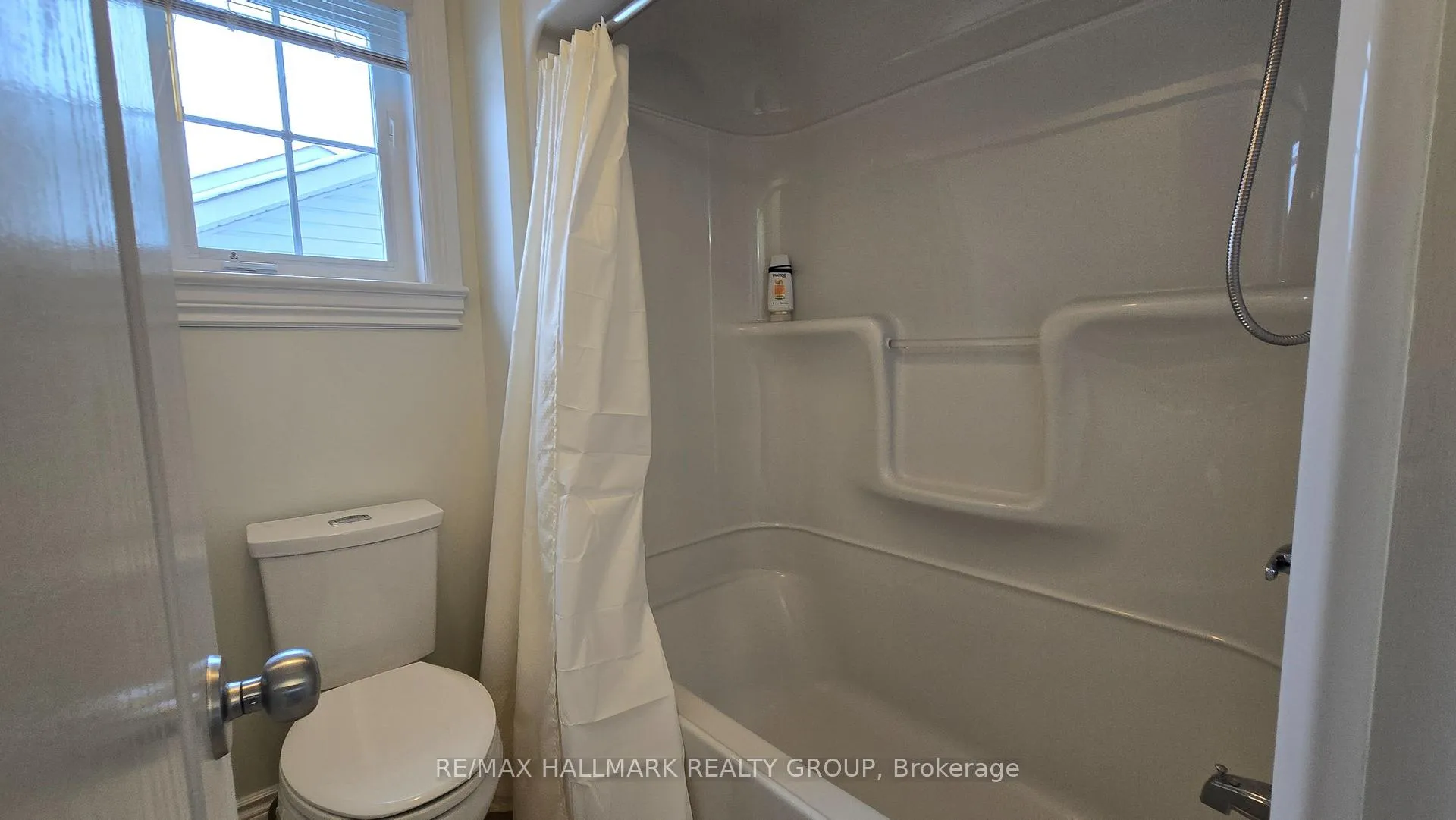 Photo 20 of 453 Keith Crescent, Ottawa, Mer Bleue/Bradley Estates/Anderson Park — HOMEH