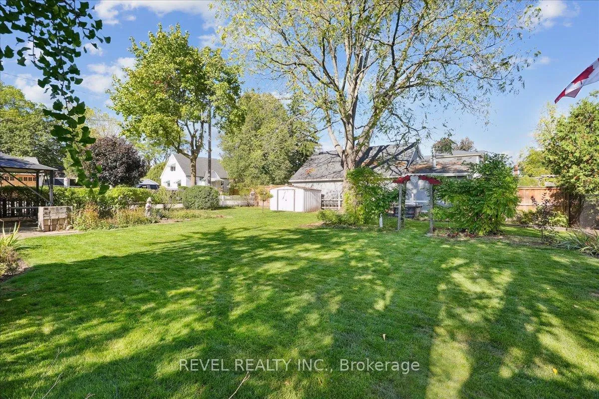 Photo 44 of 250 Mill Street N, Hamilton, Waterdown — HOMEH