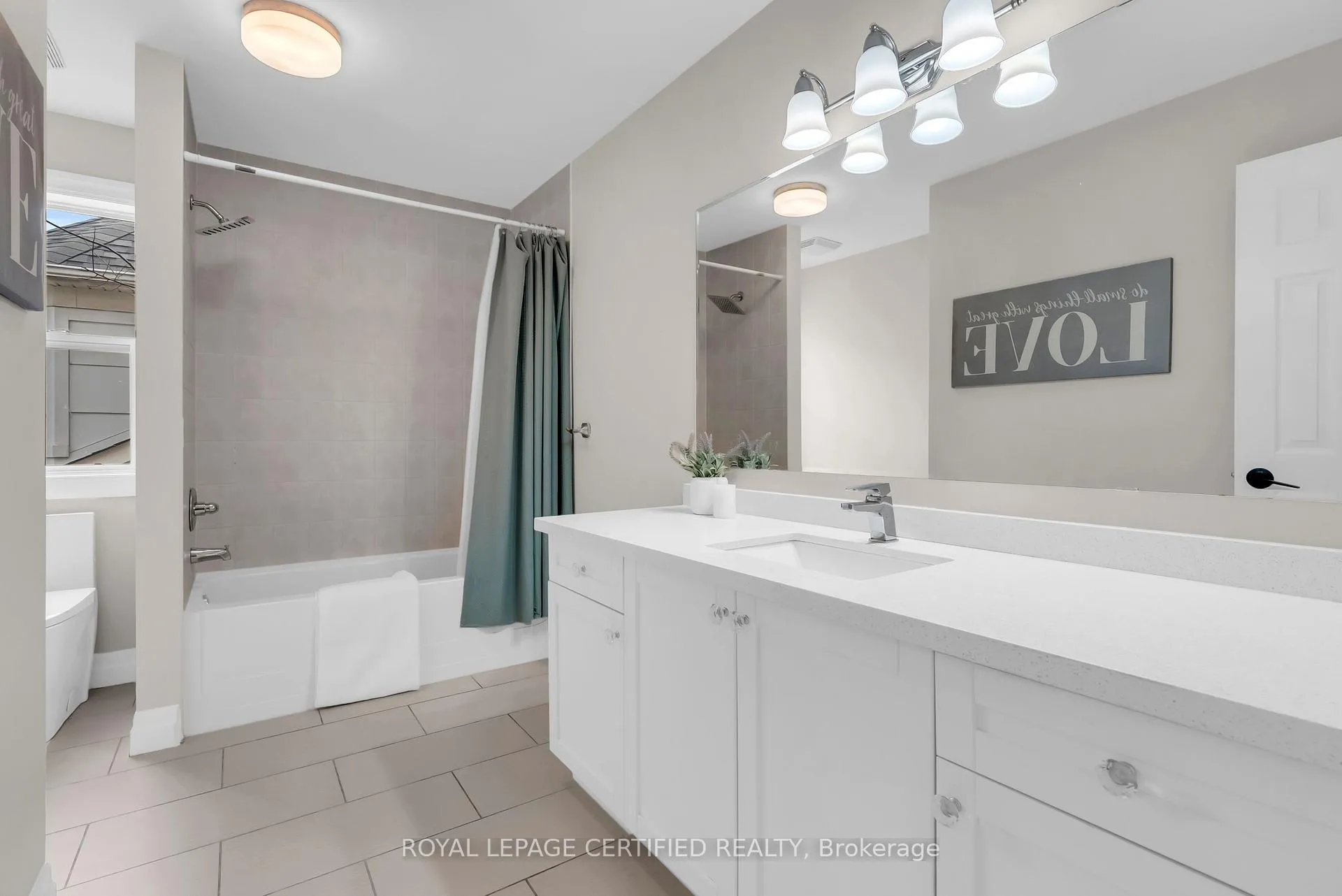 Photo 37 of 1211 Winter Crescent, Milton, Beaty — HOMEH