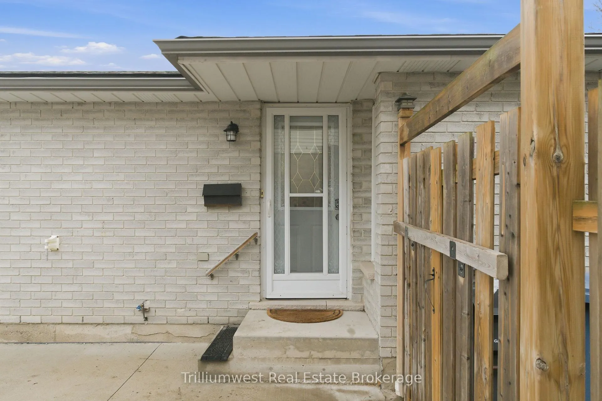 Photo 4 of 43 Leacock Avenue, Guelph, Grange Road — HOMEH