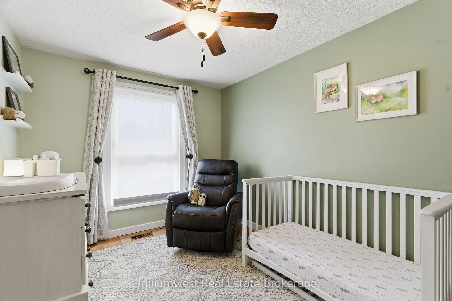 Photo 18 of 43 Leacock Avenue, Guelph, Grange Road — HOMEH
