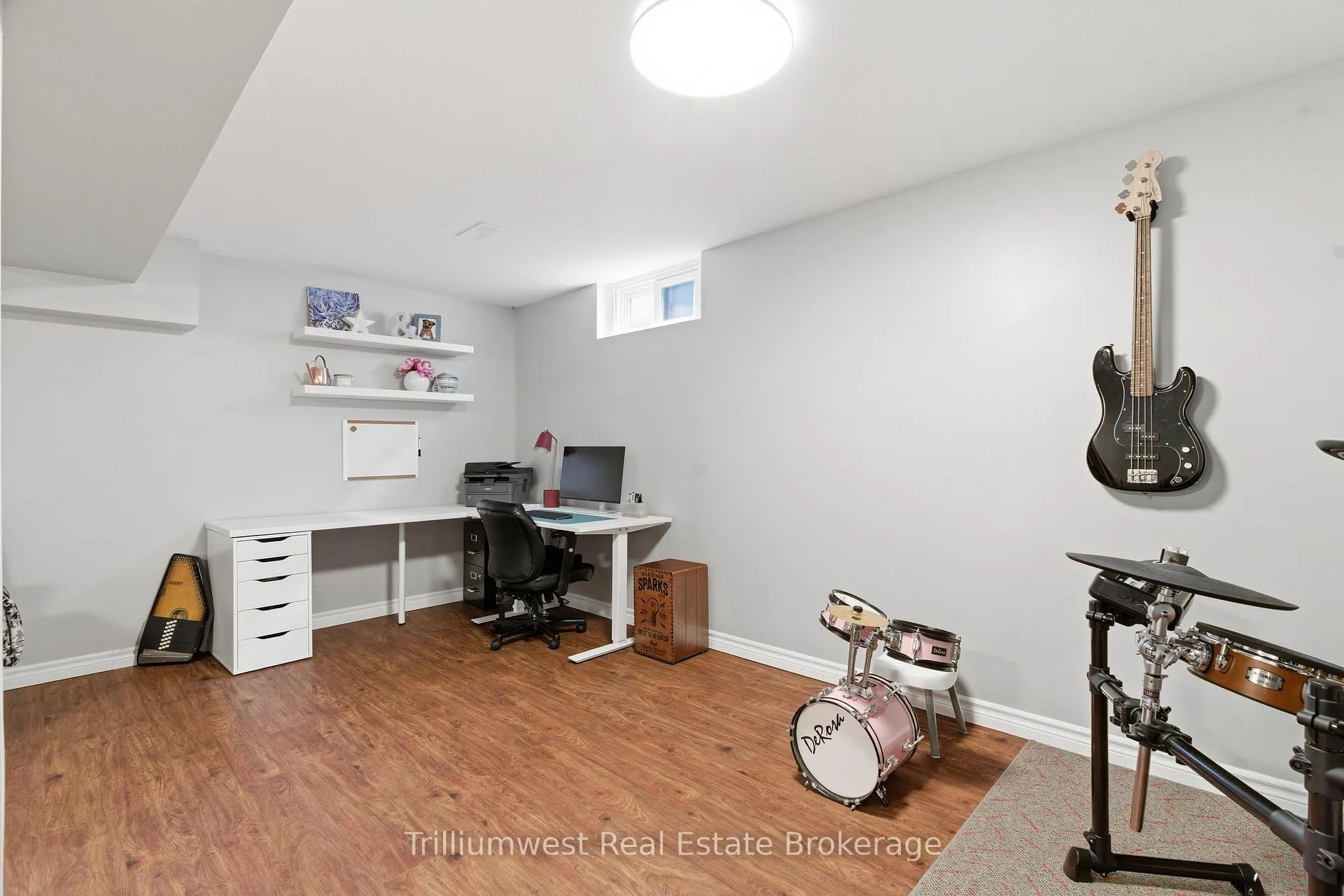 Photo 24 of 43 Leacock Avenue, Guelph, Grange Road — HOMEH