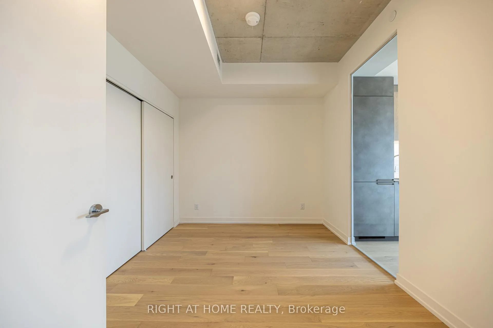 Photo 6 of Unit 406, 761 Queen Street E, Toronto, South Riverdale — HOMEH