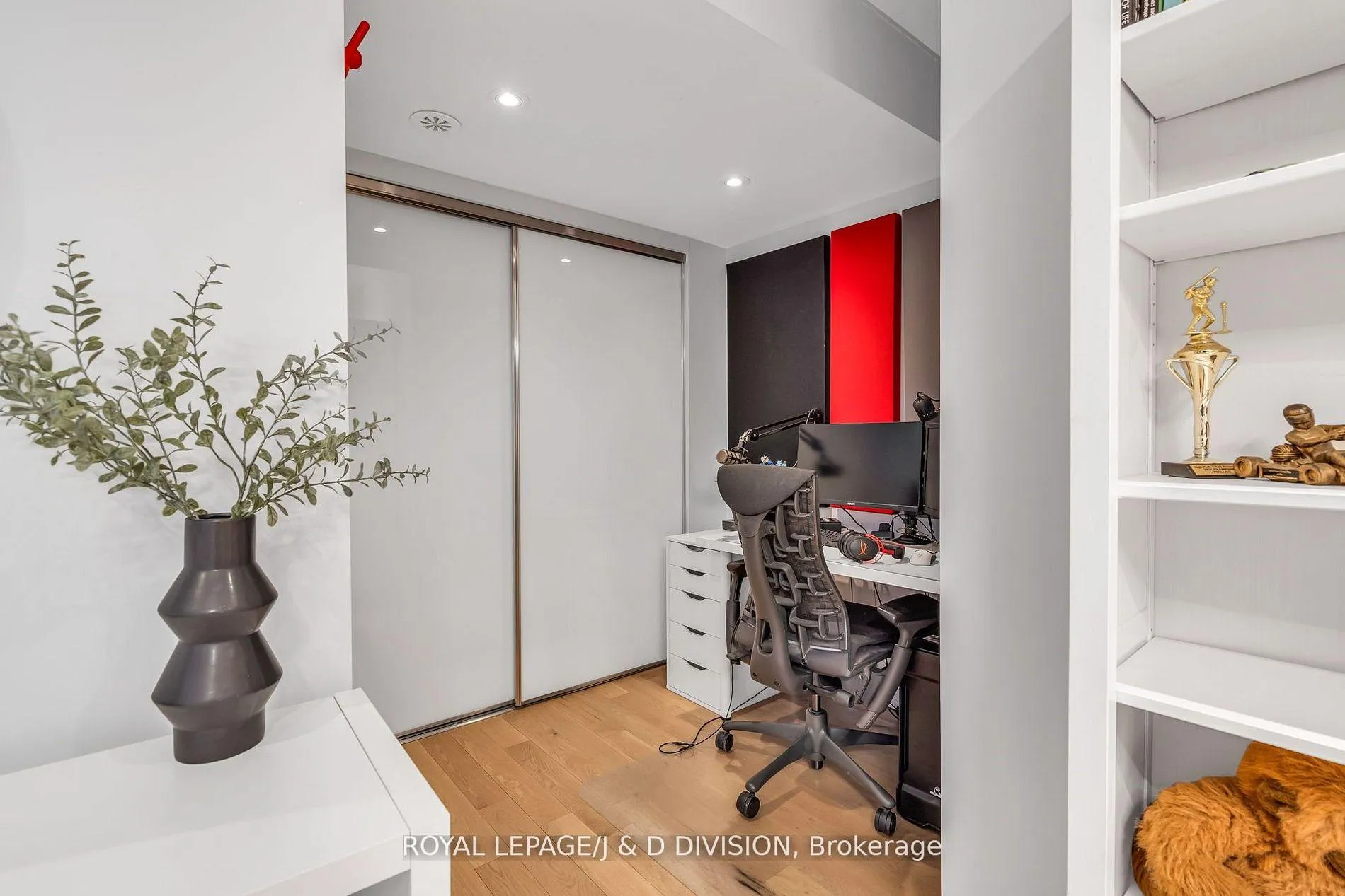 Photo 36 of 453 Oriole Parkway, Toronto, Yonge-Eglinton — HOMEH