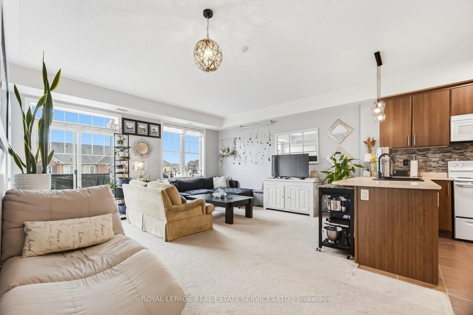 Photo 11 of Unit 309, 269 Georgian Drive, Oakville, River Oaks — HOMEH