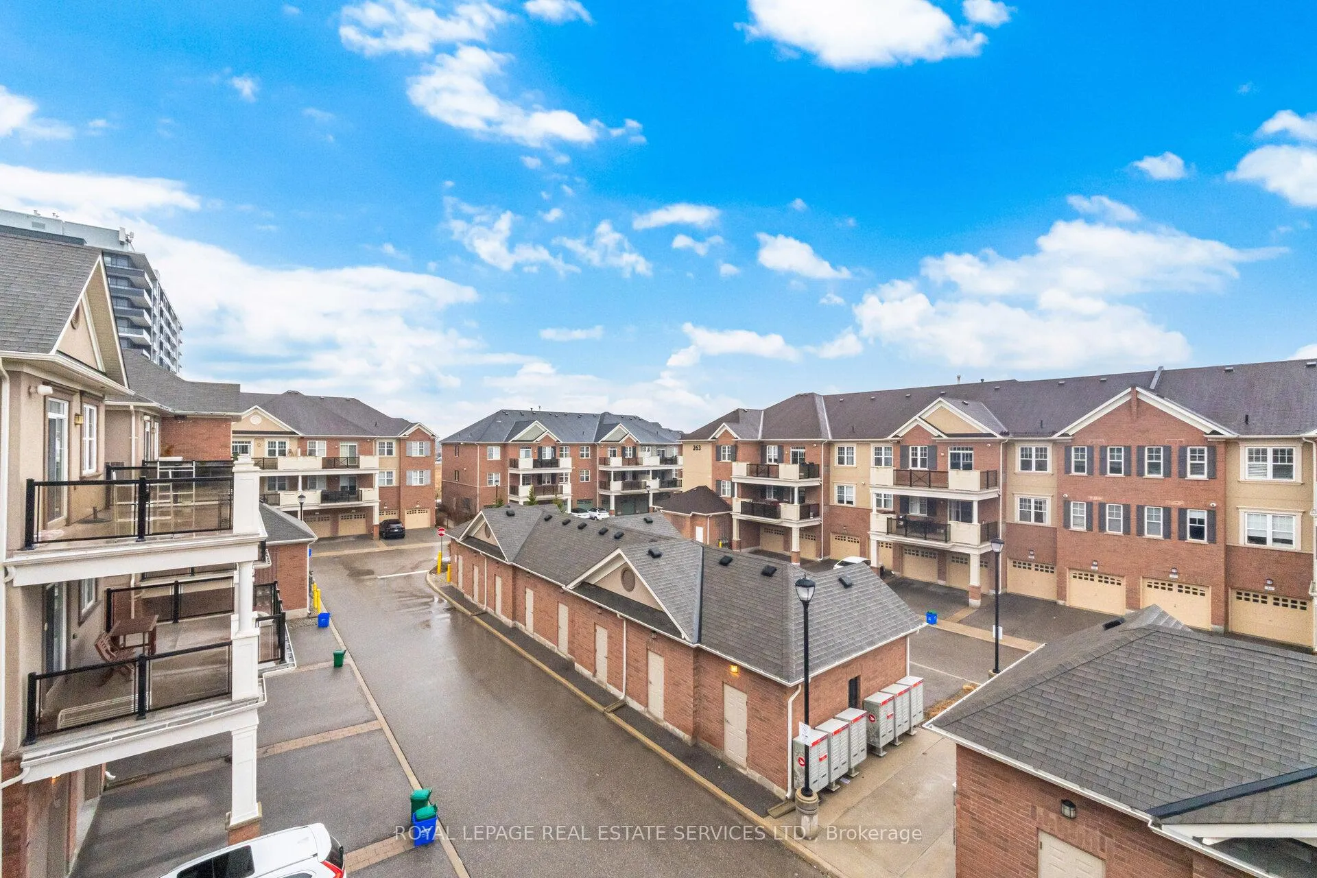 Photo 30 of Unit 309, 269 Georgian Drive, Oakville, River Oaks — HOMEH