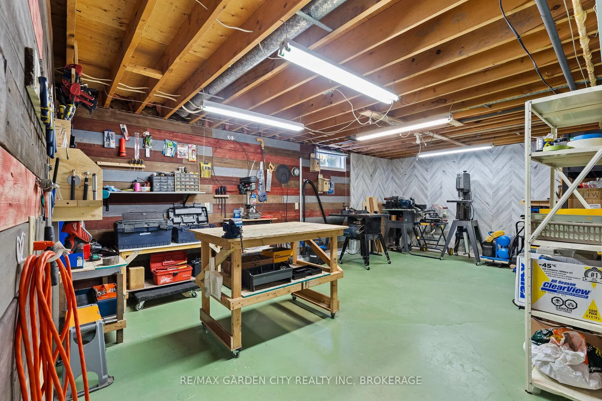 Photo 23 of 18 Thorncliff Drive, St. Catharines, Oakdale — HOMEH