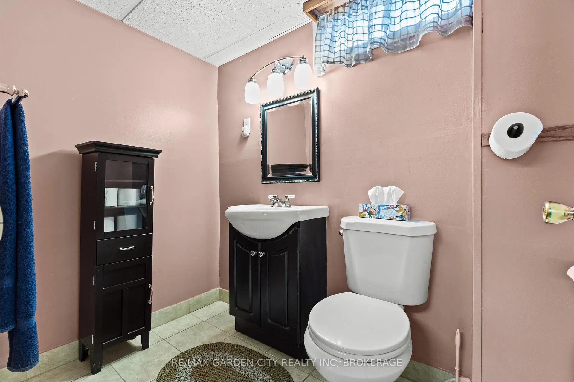 Photo 27 of 18 Thorncliff Drive, St. Catharines, Oakdale — HOMEH