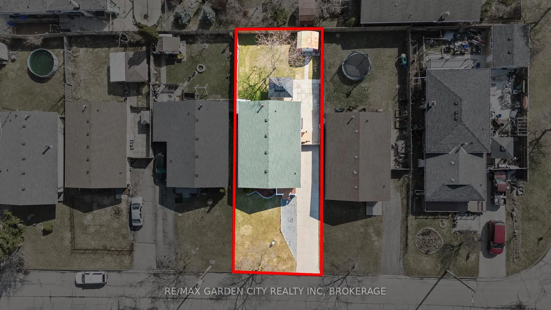Photo 44 of 18 Thorncliff Drive, St. Catharines, Oakdale — HOMEH