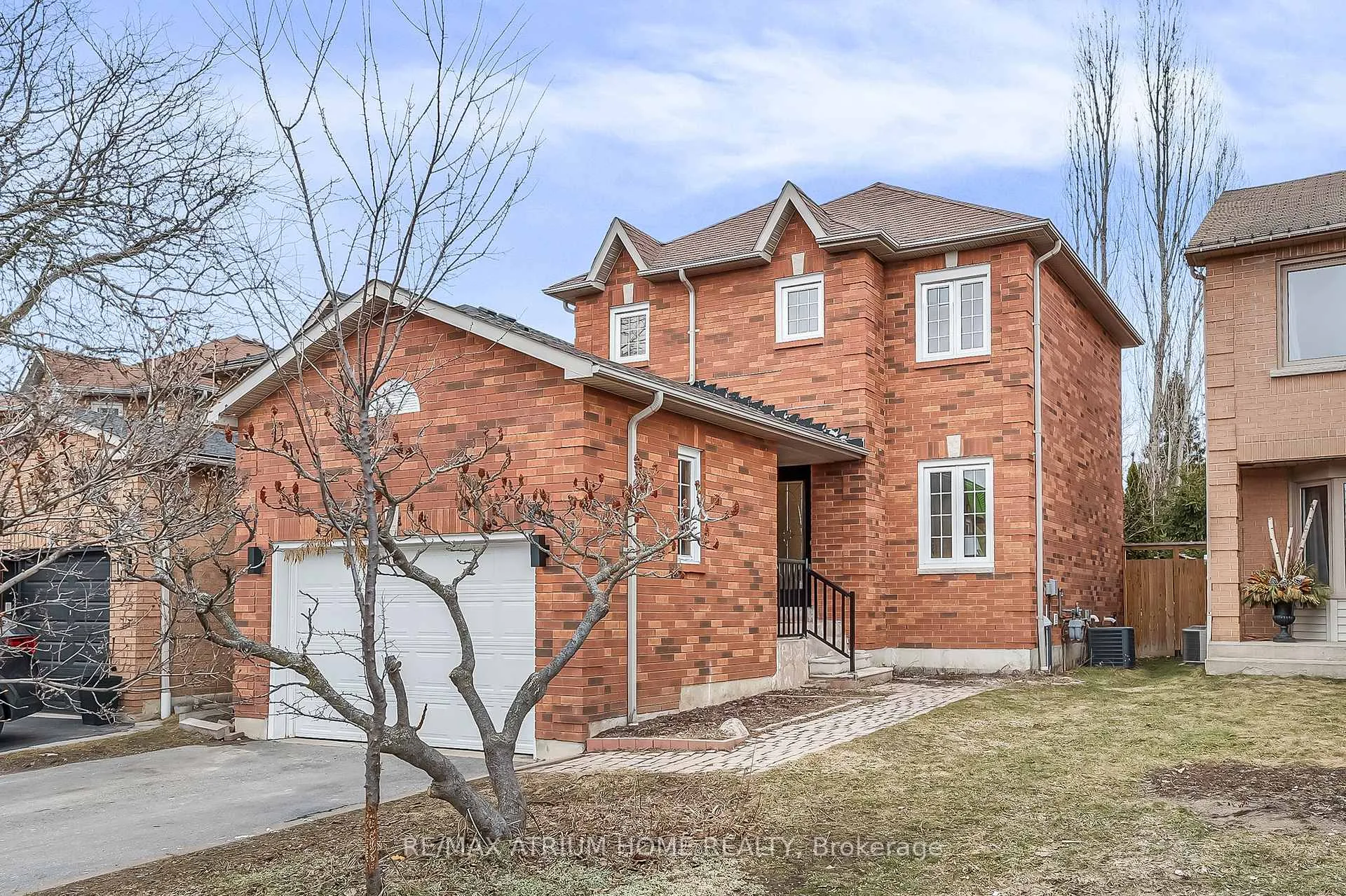 Photo 4 of 86 Old Colony Drive, Whitby, Pringle Creek — HOMEH