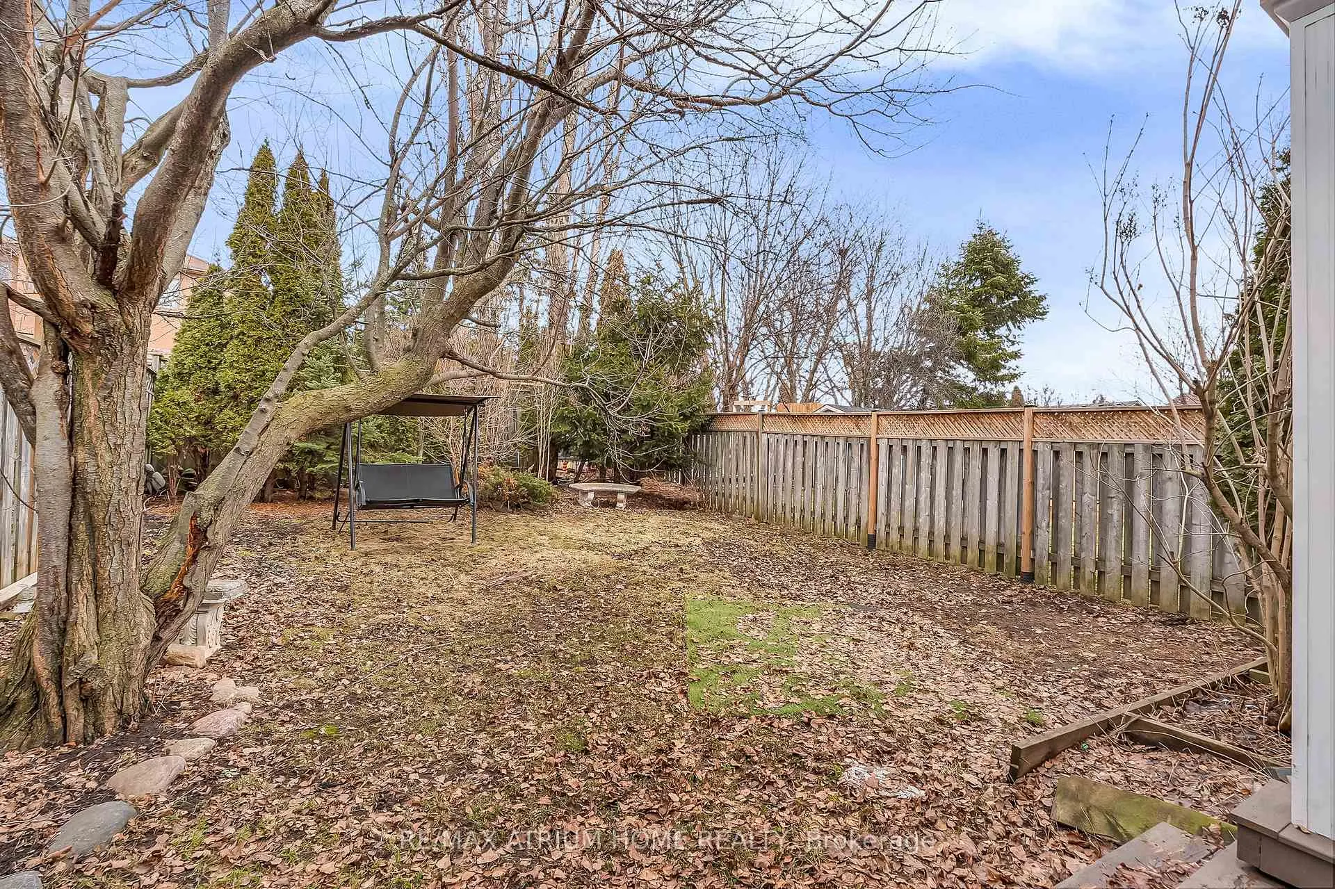 Photo 48 of 86 Old Colony Drive, Whitby, Pringle Creek — HOMEH