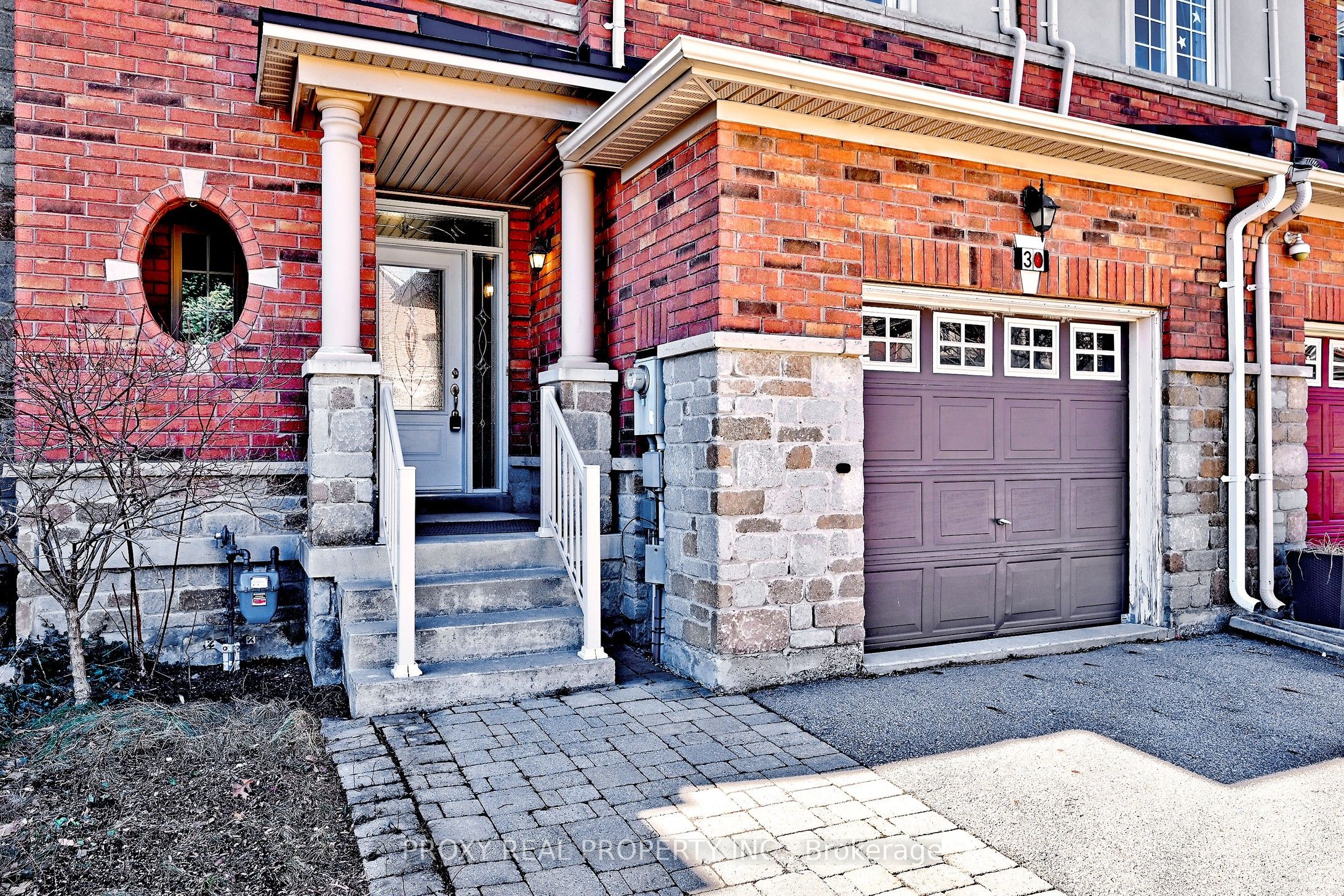 Photo 3 of 30 Gauguin Avenue, Vaughan, Patterson — HOMEH