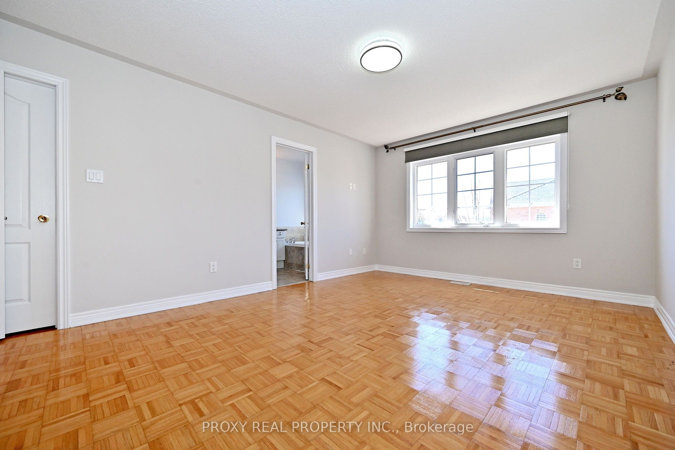 Photo 34 of 30 Gauguin Avenue, Vaughan, Patterson — HOMEH