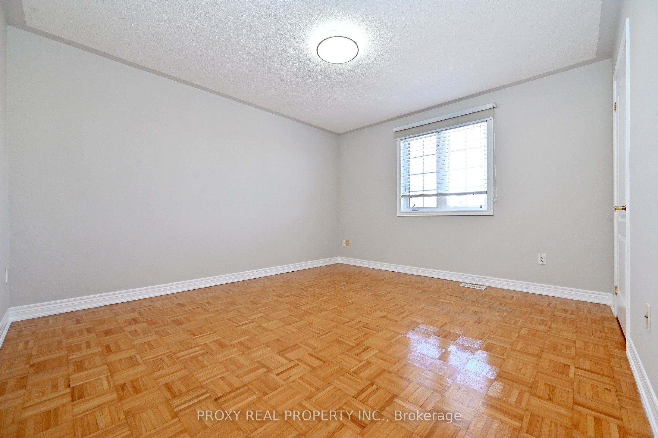 Photo 44 of 30 Gauguin Avenue, Vaughan, Patterson — HOMEH