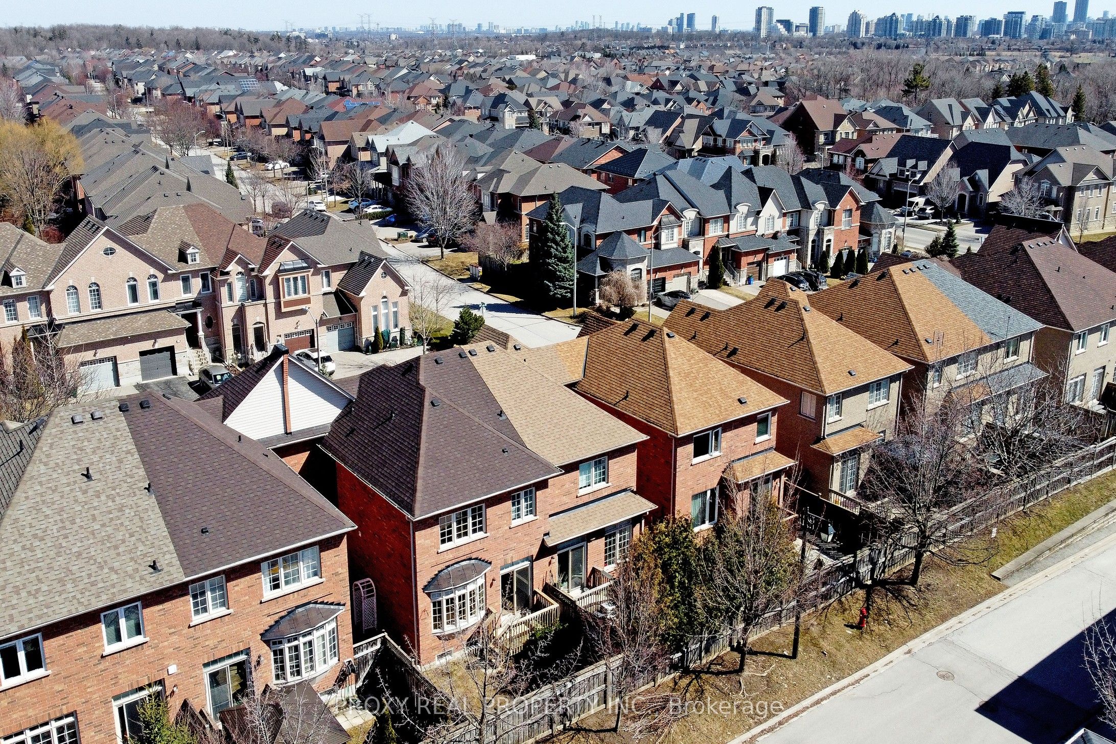 Photo 49 of 30 Gauguin Avenue, Vaughan, Patterson — HOMEH