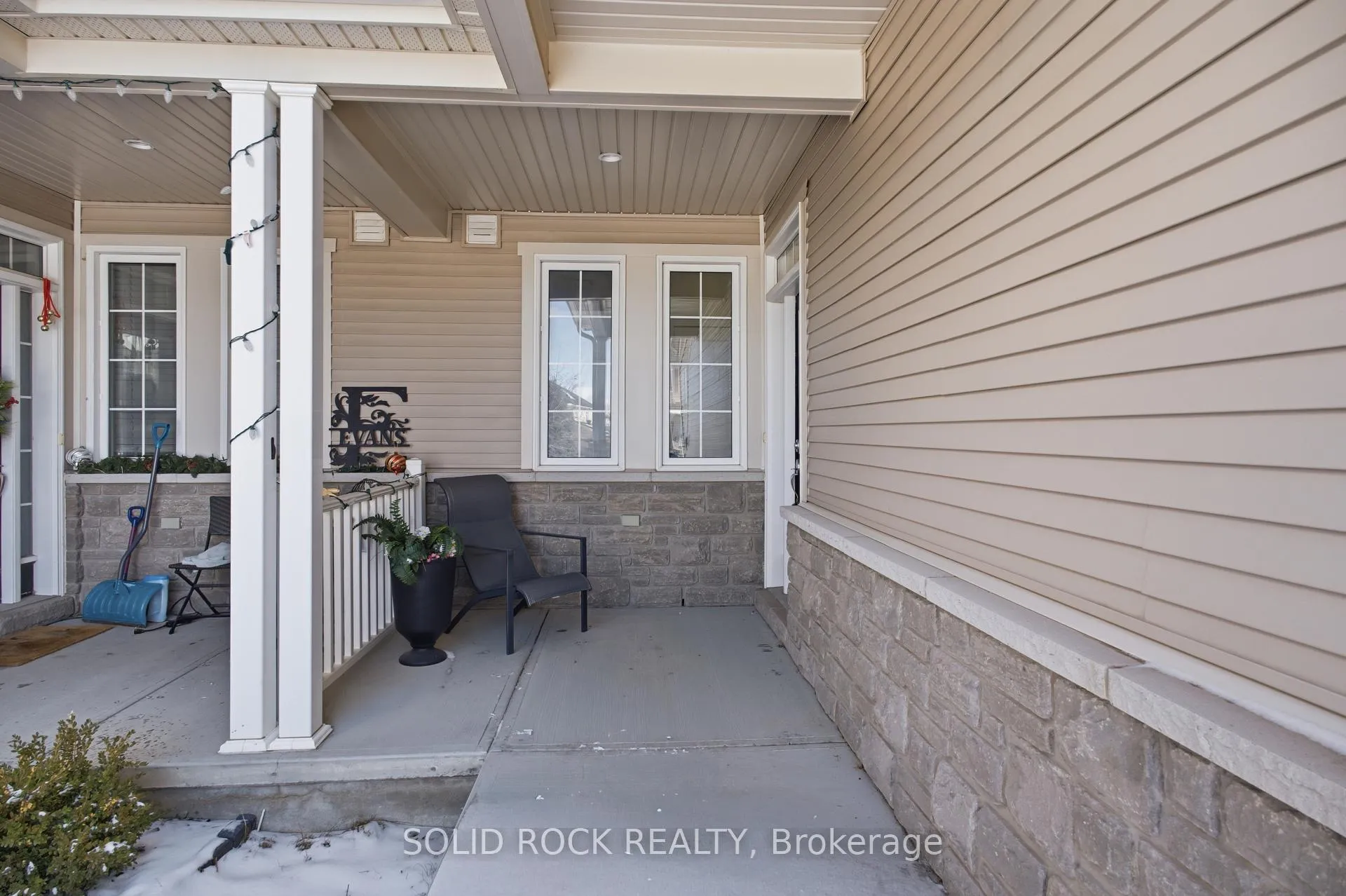 Photo 2 of 104 Laramie Crescent, Ottawa, Barrhaven - Stonebridge — HOMEH