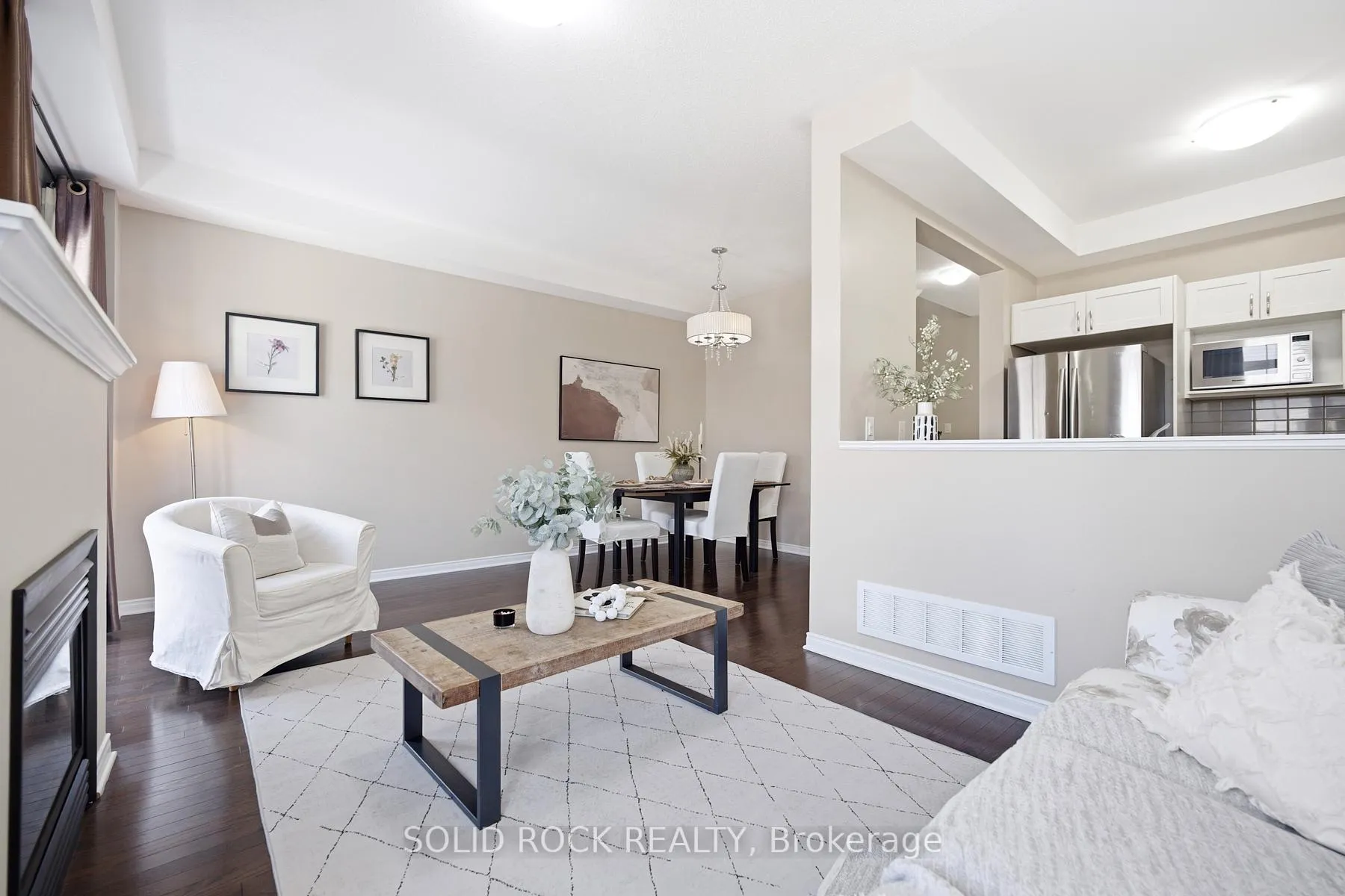 Photo 13 of 104 Laramie Crescent, Ottawa, Barrhaven - Stonebridge — HOMEH