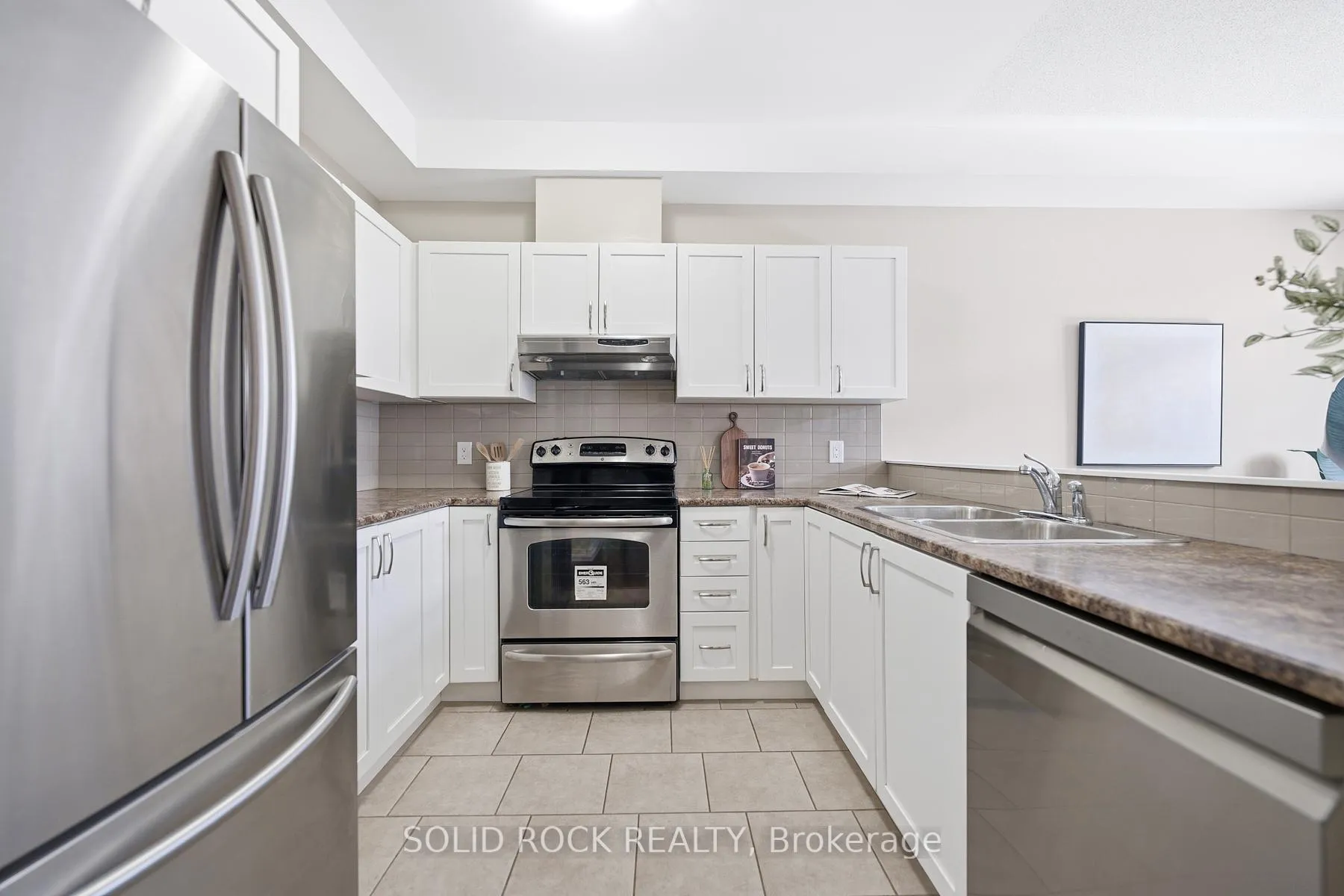 Photo 15 of 104 Laramie Crescent, Ottawa, Barrhaven - Stonebridge — HOMEH