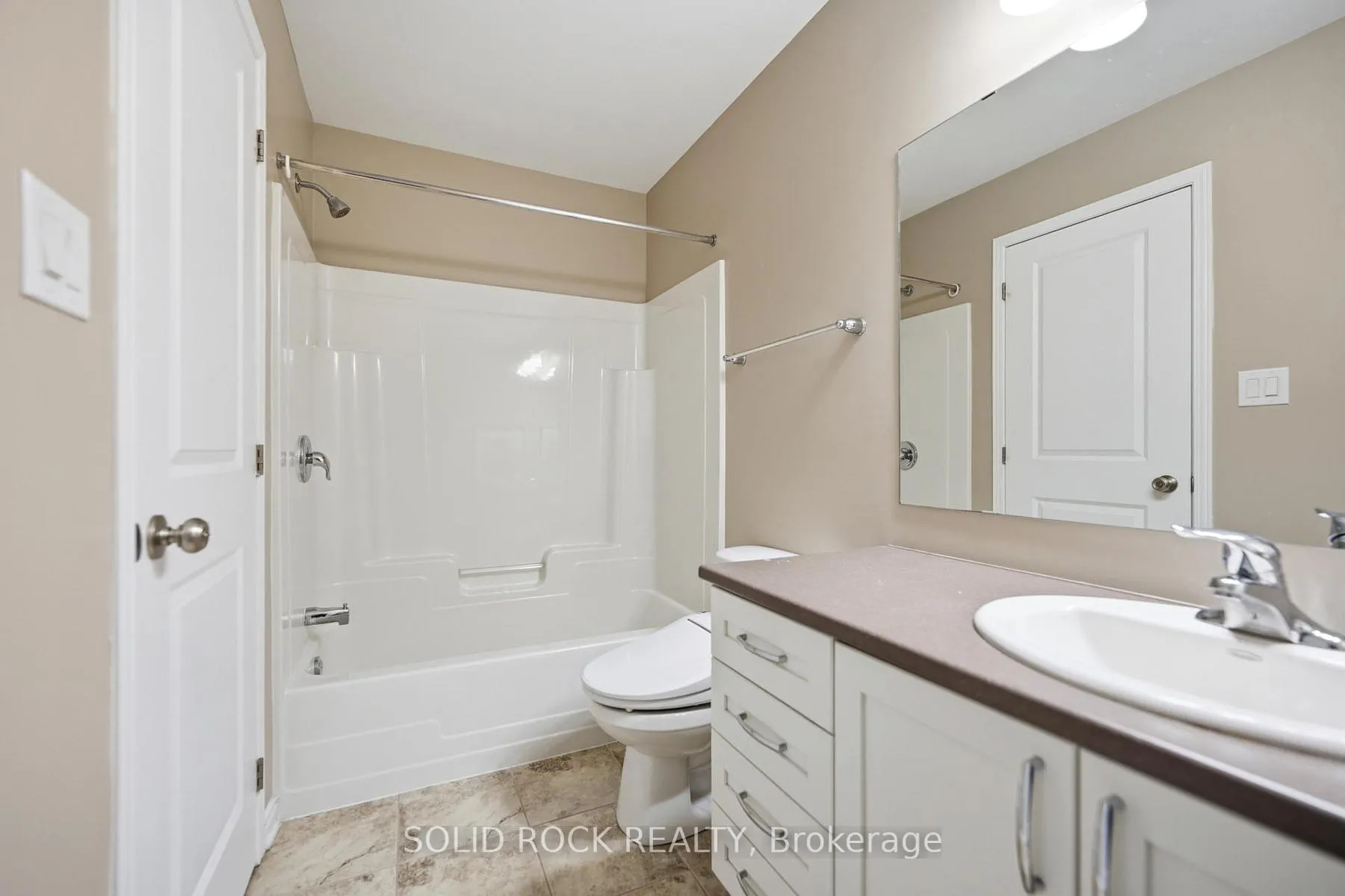 Photo 24 of 104 Laramie Crescent, Ottawa, Barrhaven - Stonebridge — HOMEH