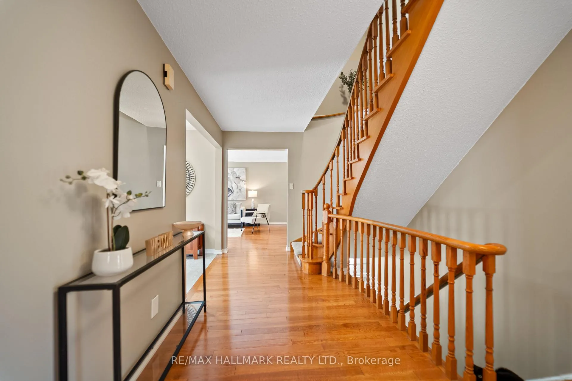 Photo 18 of 7 Delbeatrice Crescent, Scarborough, Centennial Scarborough — HOMEH