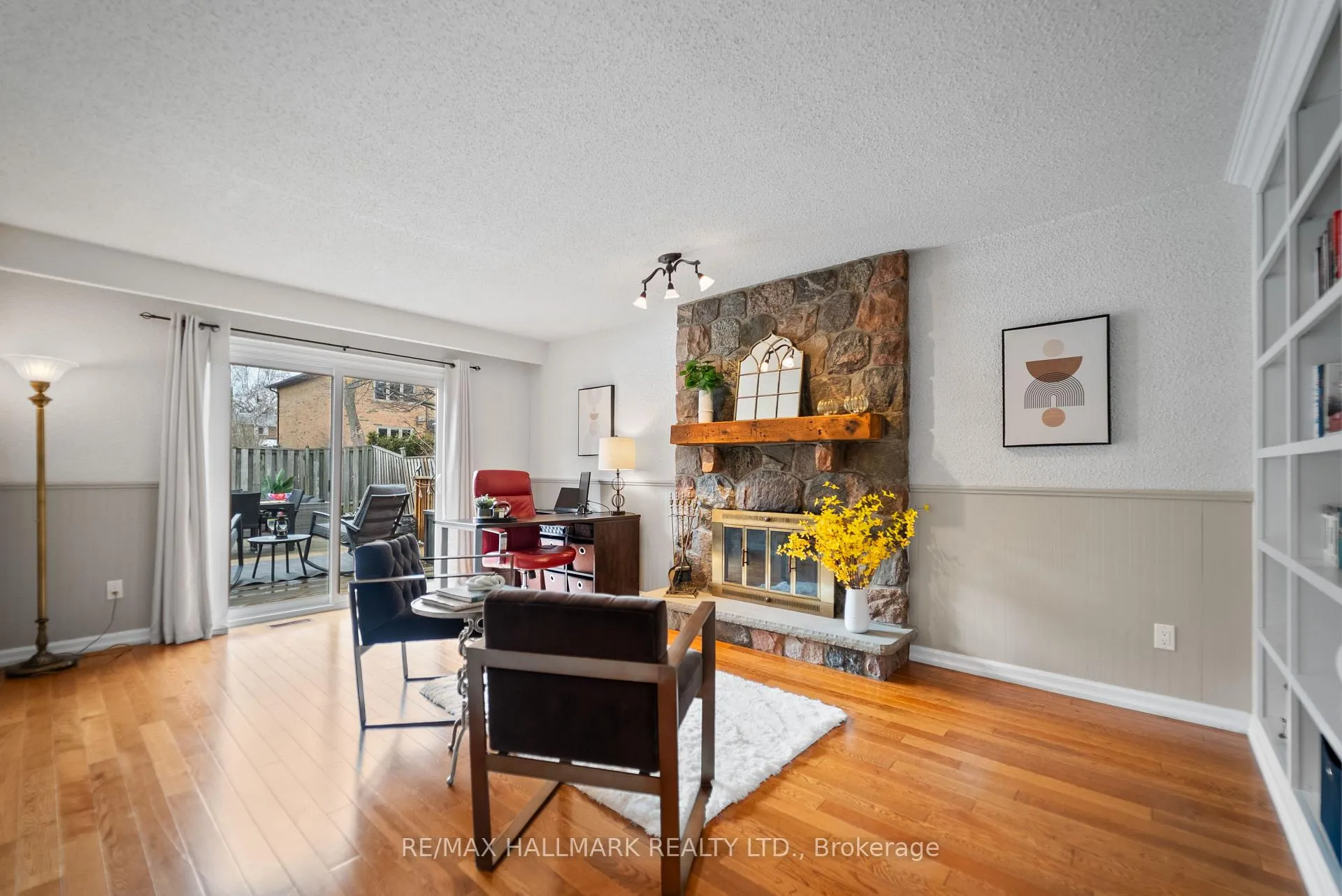 Photo 19 of 7 Delbeatrice Crescent, Scarborough, Centennial Scarborough — HOMEH