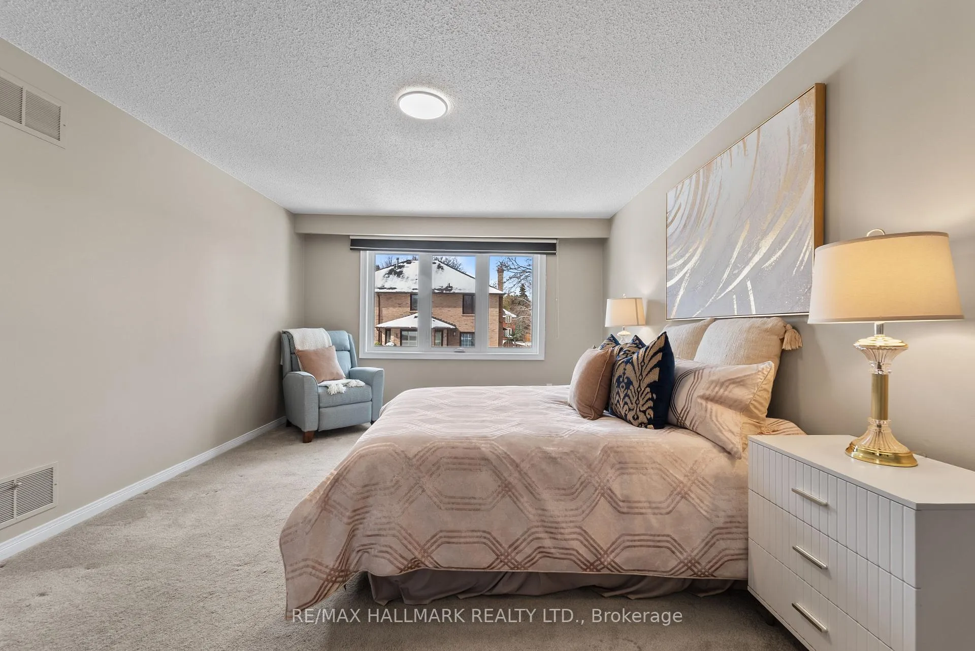Photo 24 of 7 Delbeatrice Crescent, Scarborough, Centennial Scarborough — HOMEH