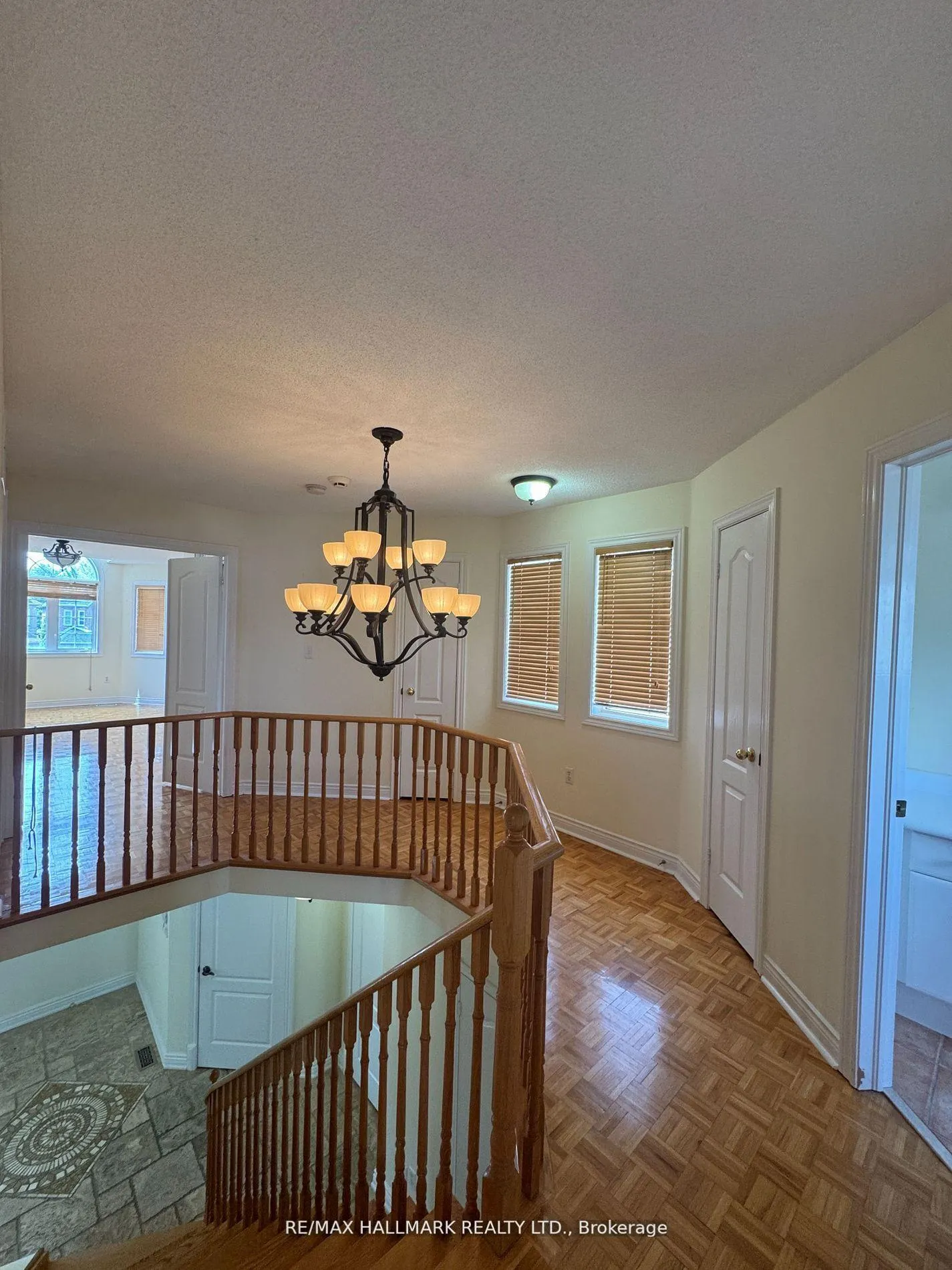 Photo 17 of 203 Landsbridge Street, Caledon, Bolton East — HOMEH
