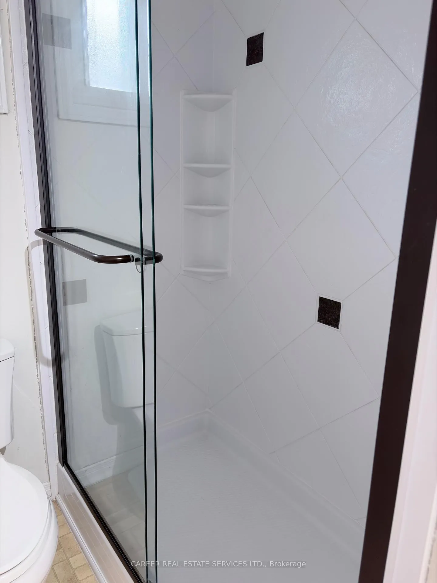 Photo 17 of 758 Aspen Road, Pickering, Amberlea — HOMEH