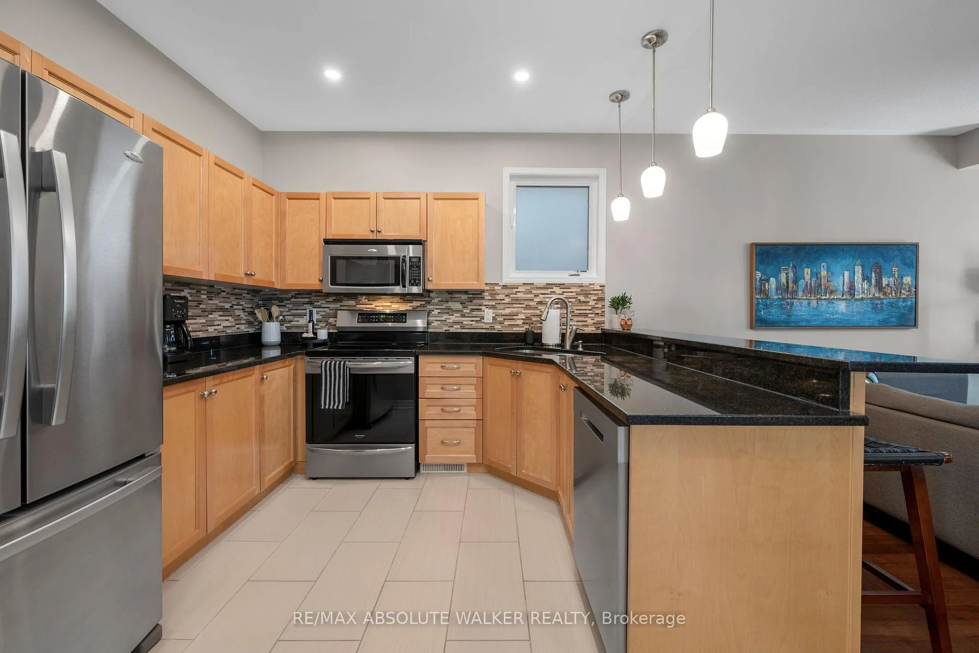 Photo 17 of 169 Streamside Crescent, Ottawa, Kanata - Morgan's Grant/South March — HOMEH