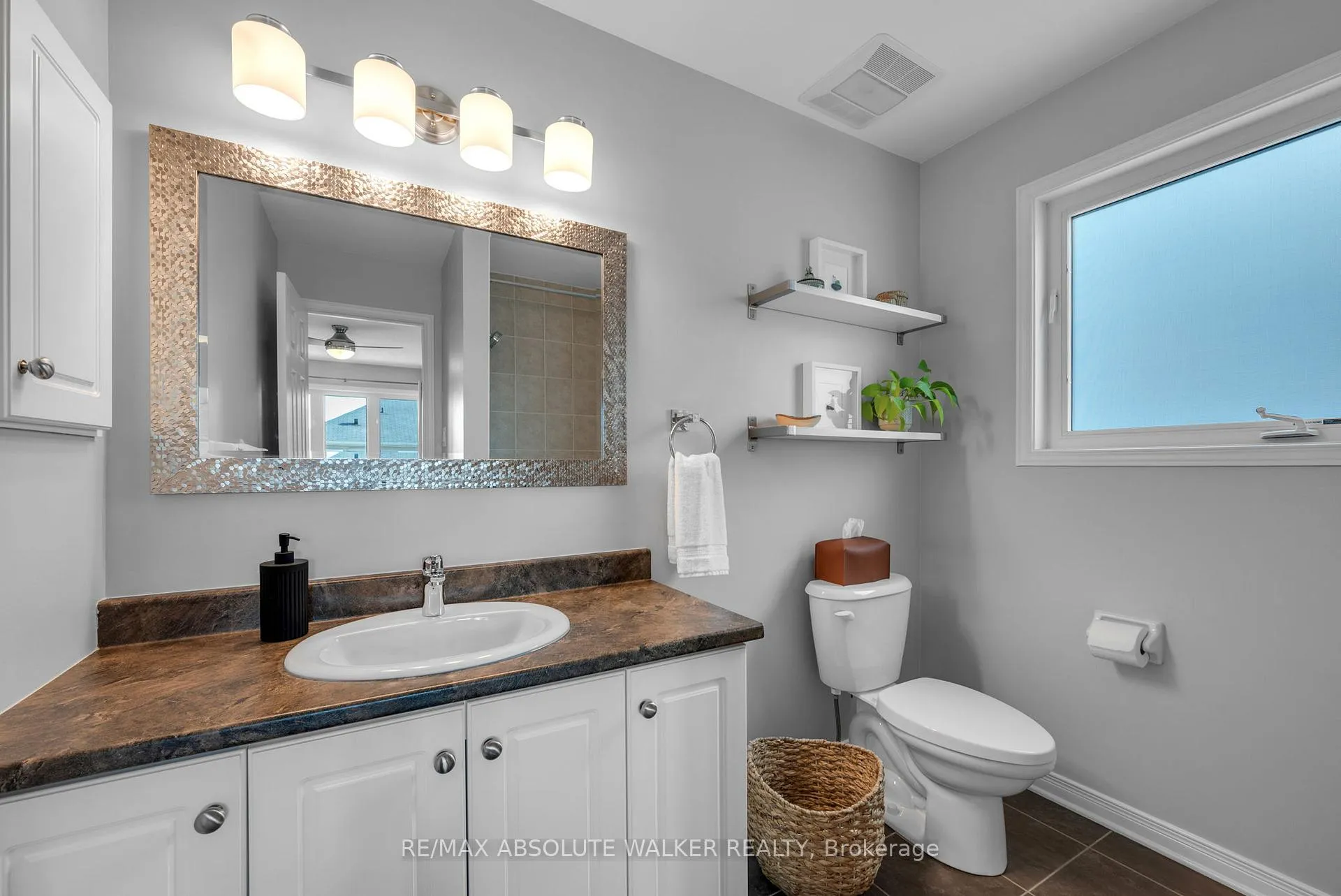 Photo 29 of 169 Streamside Crescent, Ottawa, Kanata - Morgan's Grant/South March — HOMEH