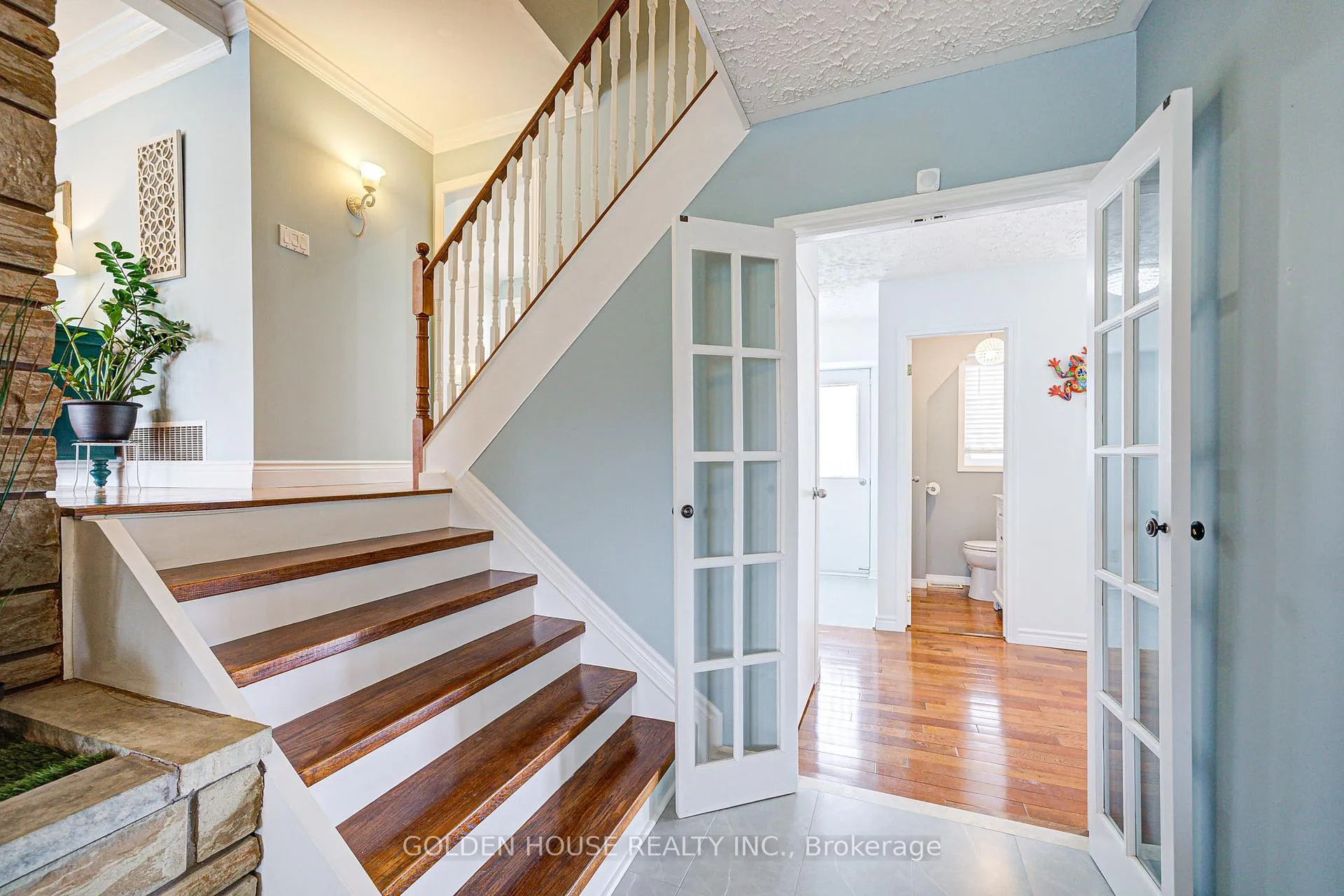 Photo 6 of 53 West Park Heights, Georgina, Keswick South — HOMEH