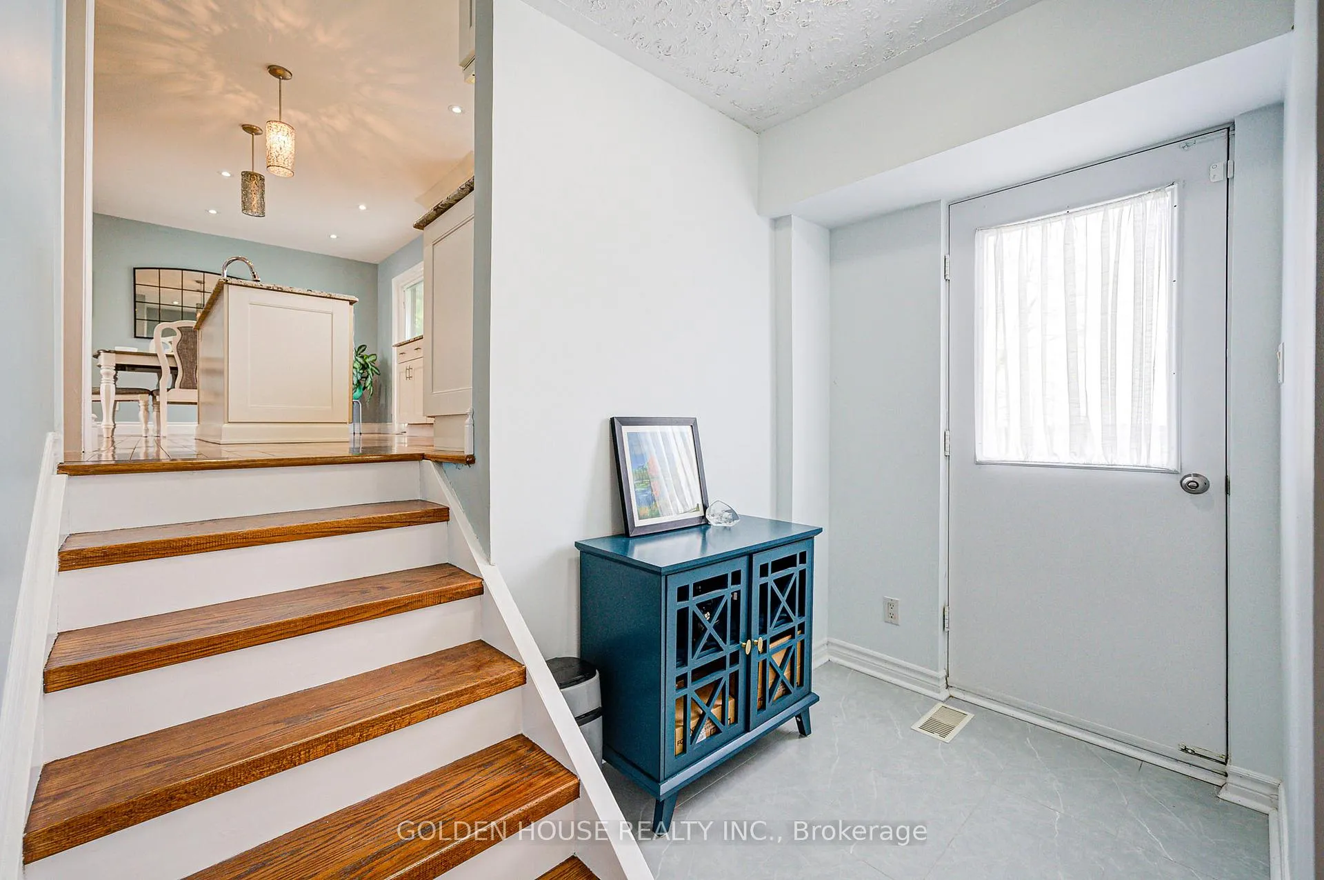 Photo 7 of 53 West Park Heights, Georgina, Keswick South — HOMEH