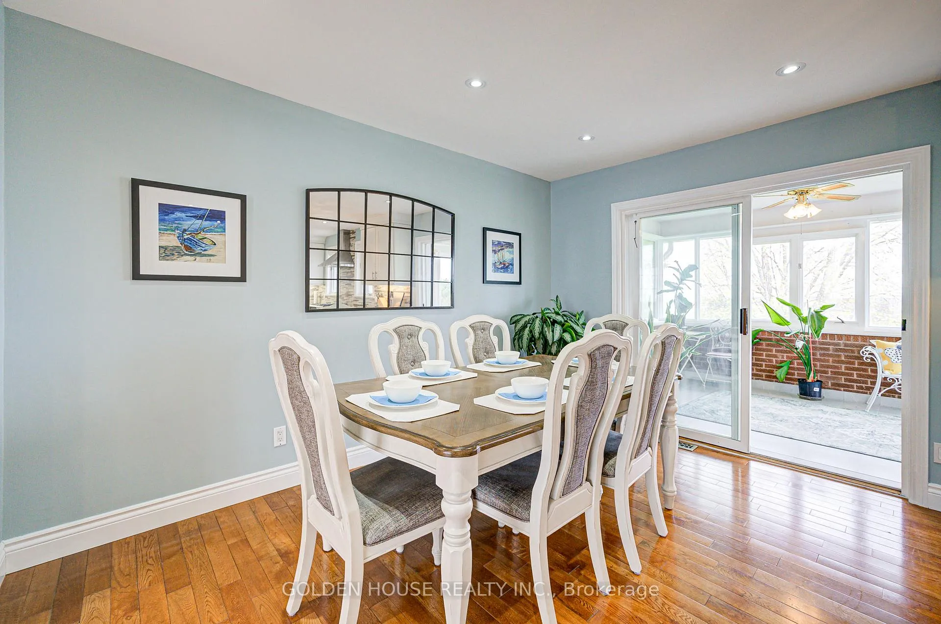 Photo 12 of 53 West Park Heights, Georgina, Keswick South — HOMEH