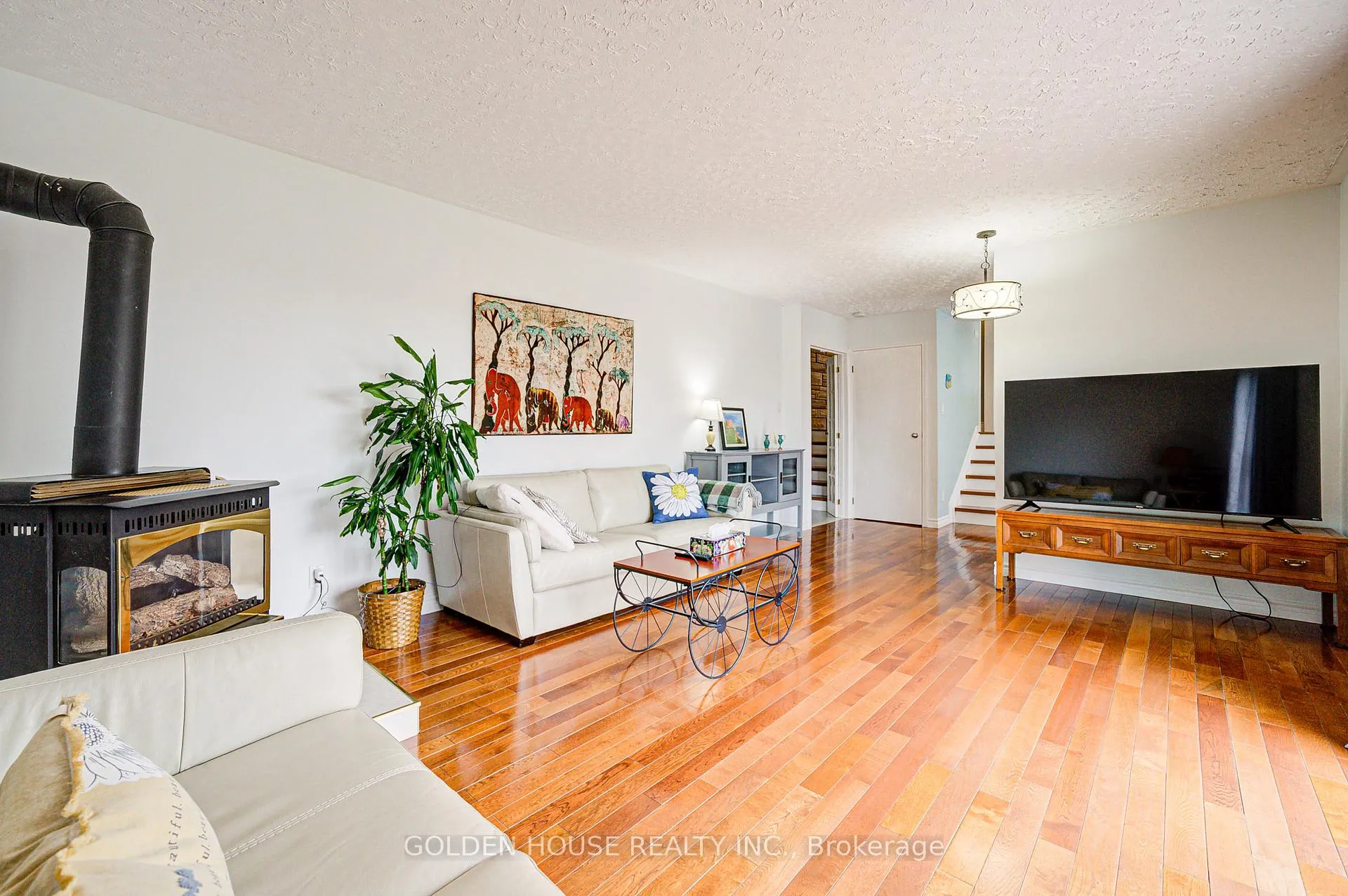 Photo 17 of 53 West Park Heights, Georgina, Keswick South — HOMEH