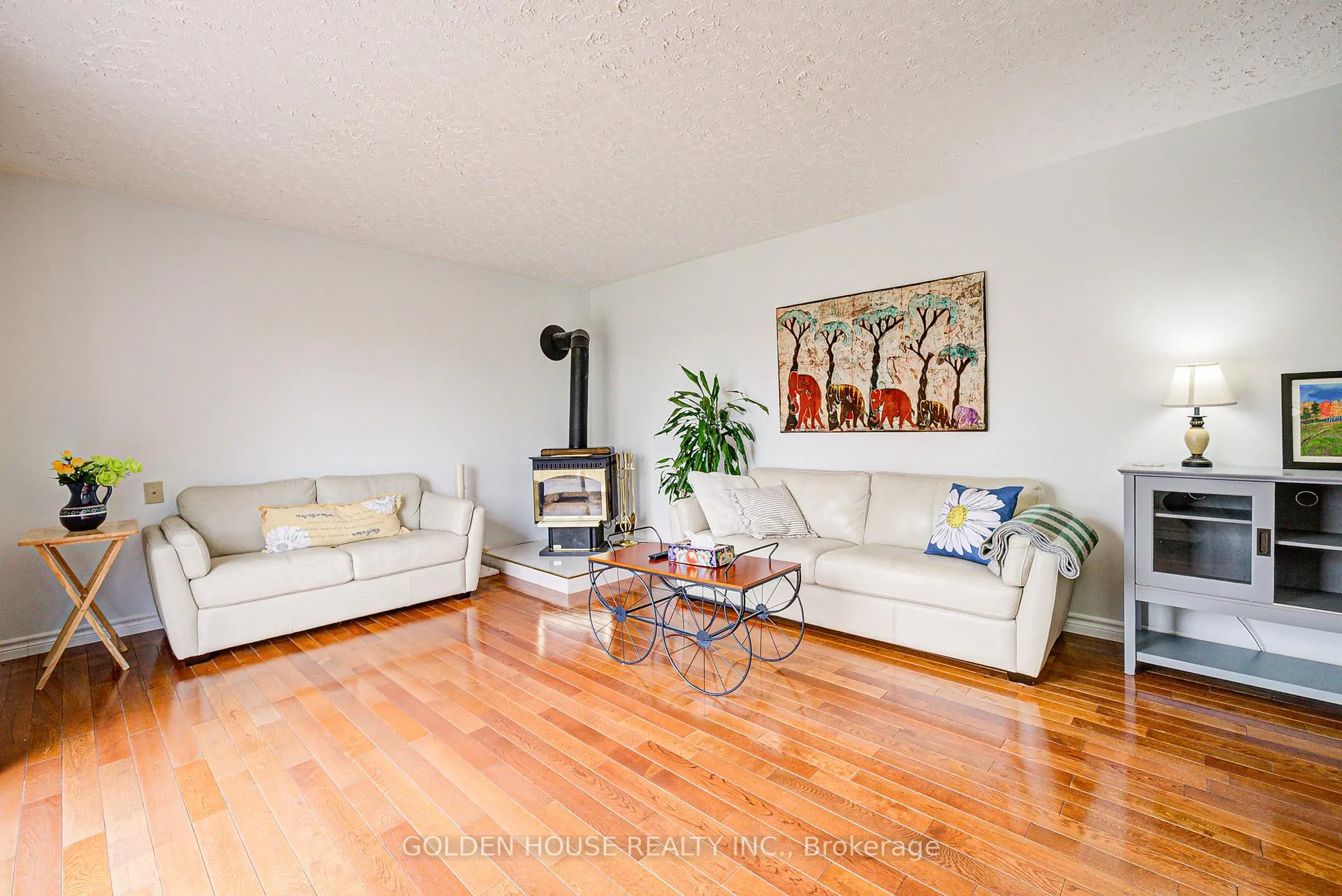 Photo 18 of 53 West Park Heights, Georgina, Keswick South — HOMEH