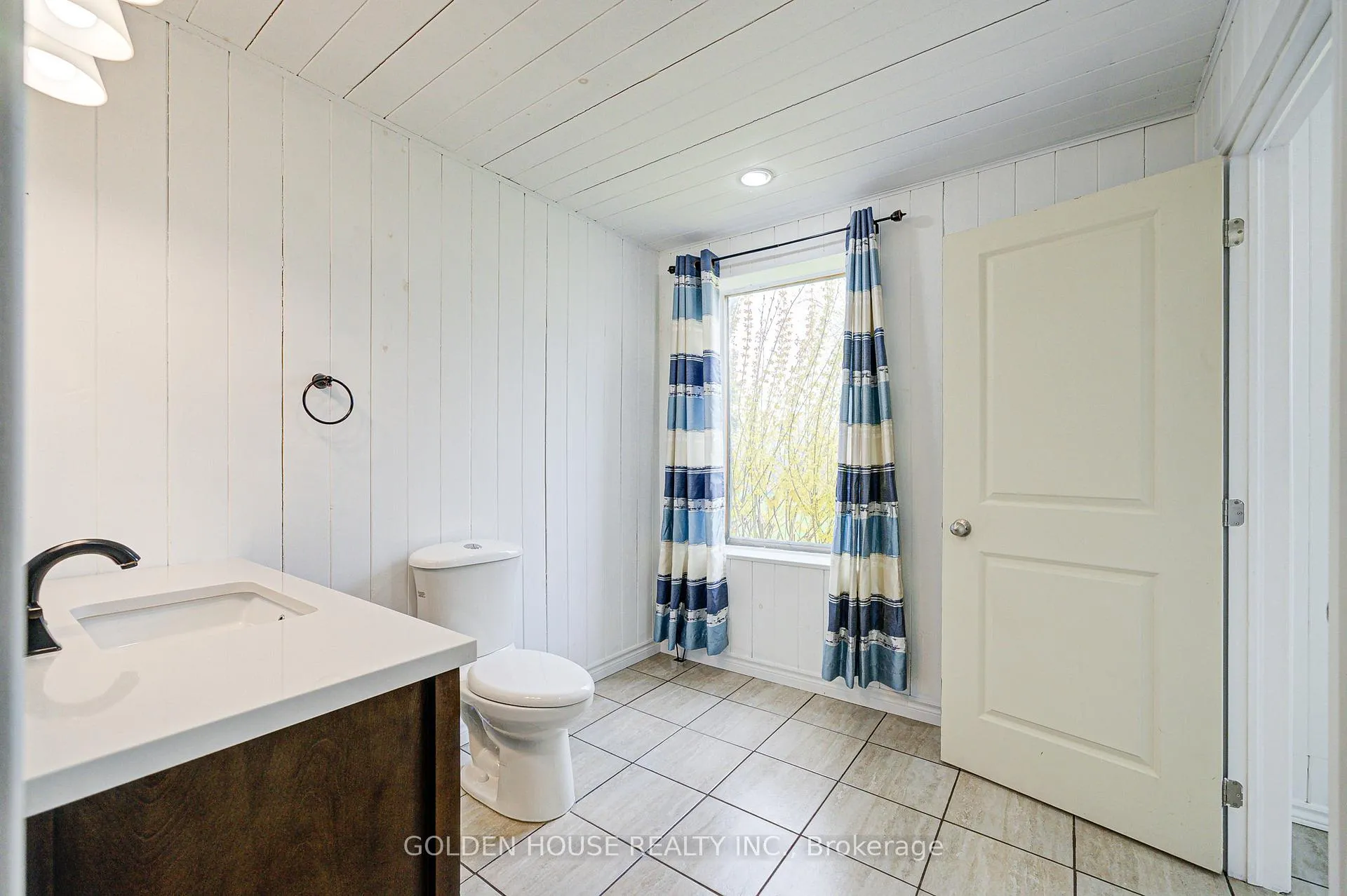 Photo 30 of 53 West Park Heights, Georgina, Keswick South — HOMEH